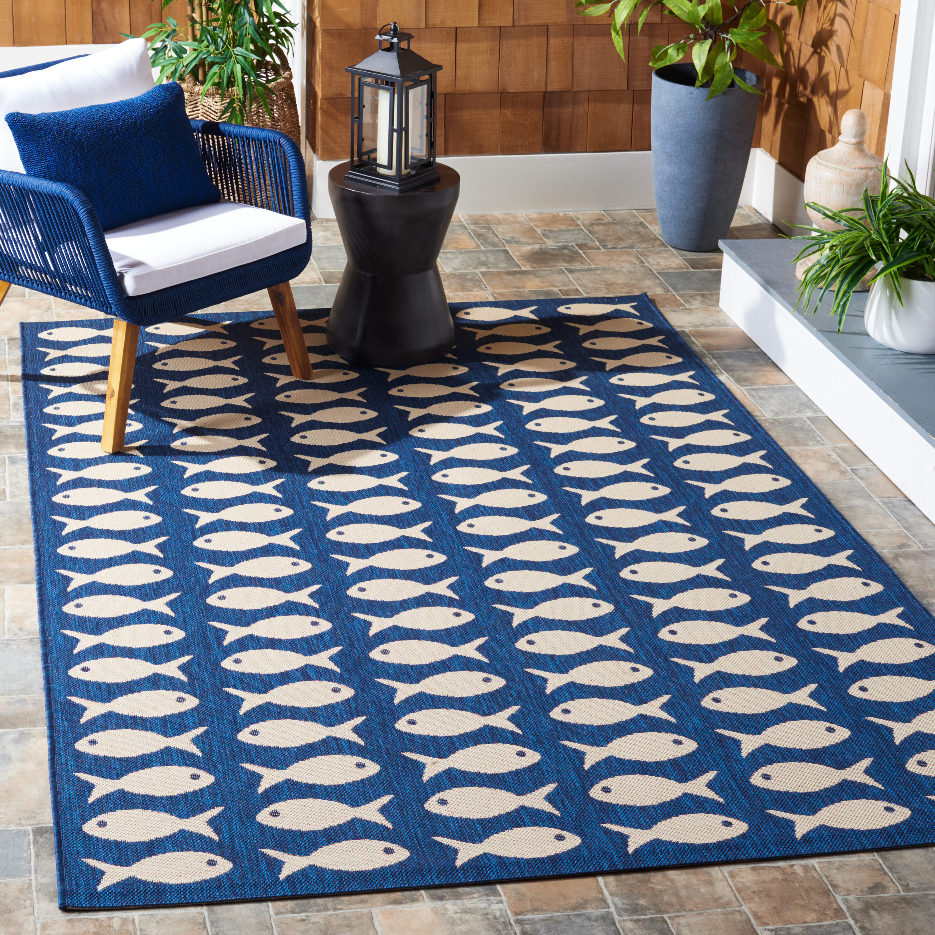 Navy and Beige Synthetic 5' x 7' Easy-Care Outdoor Area Rug