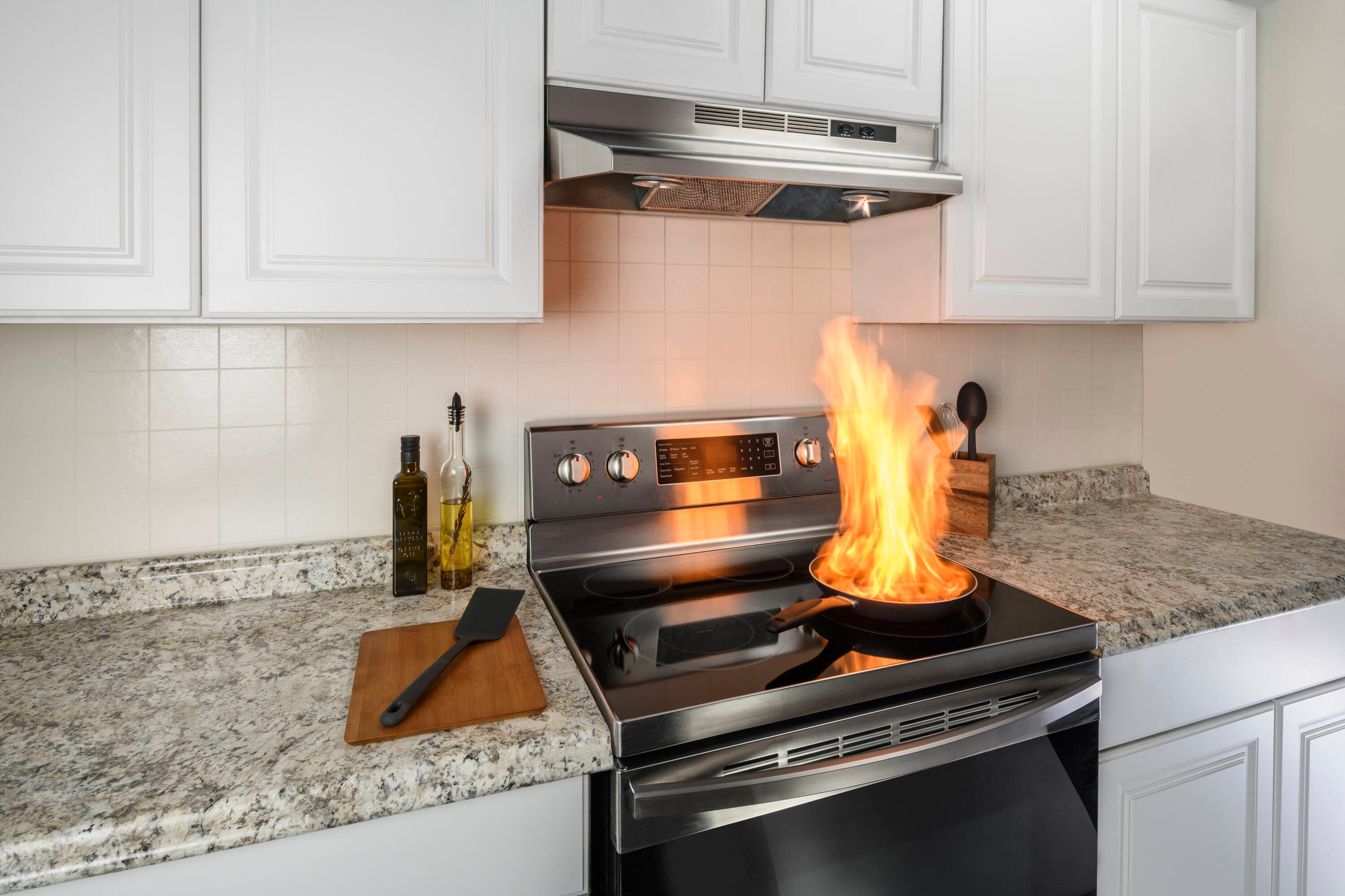 StoveTop FireStop 675-3D Fire-Extinguishers - View #5