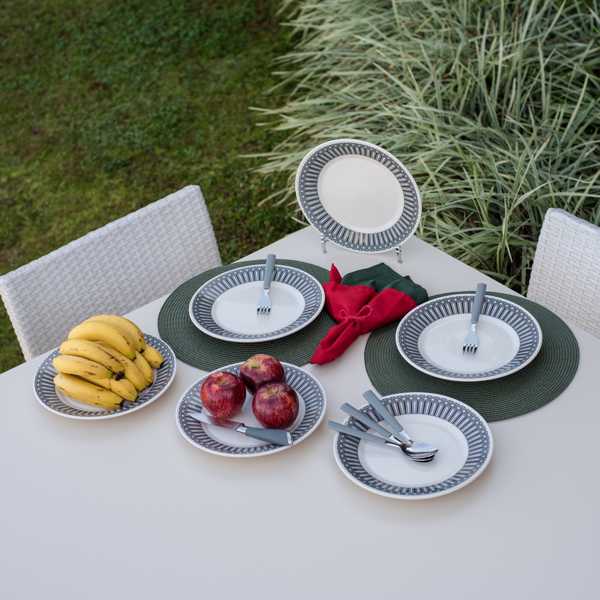 Manhattan Comfort 2-AM27-1877 dinnerware - View #2