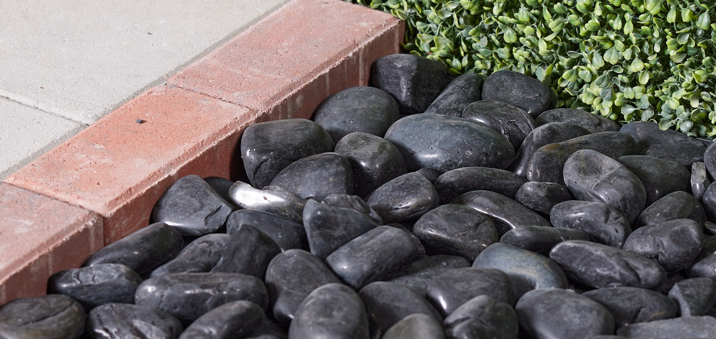 SuperMoss (24000) Decorative Stones, Black, 22 oz./1-2