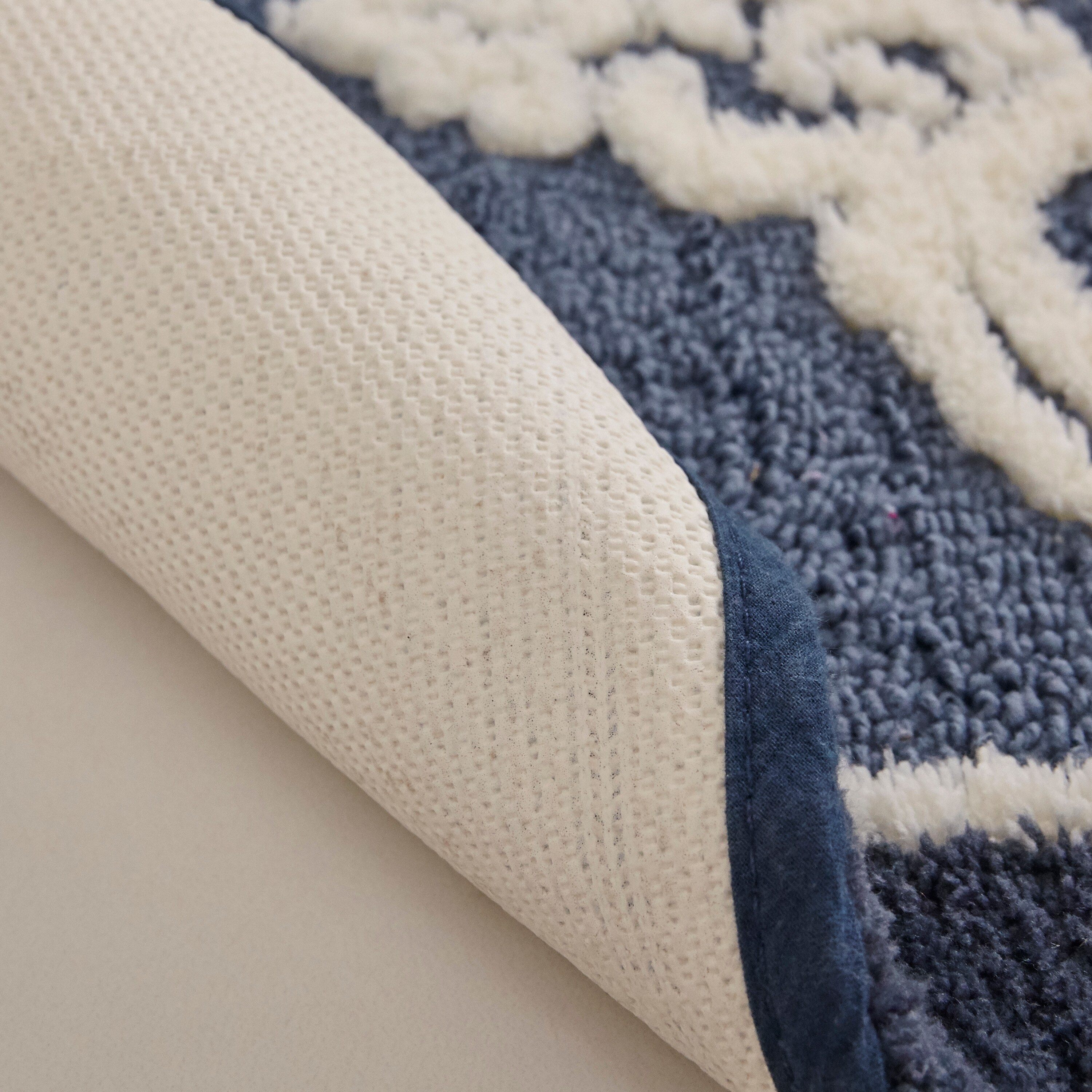 Mohawk Home N6382 9589 017024 Bath-Rugs - View #5