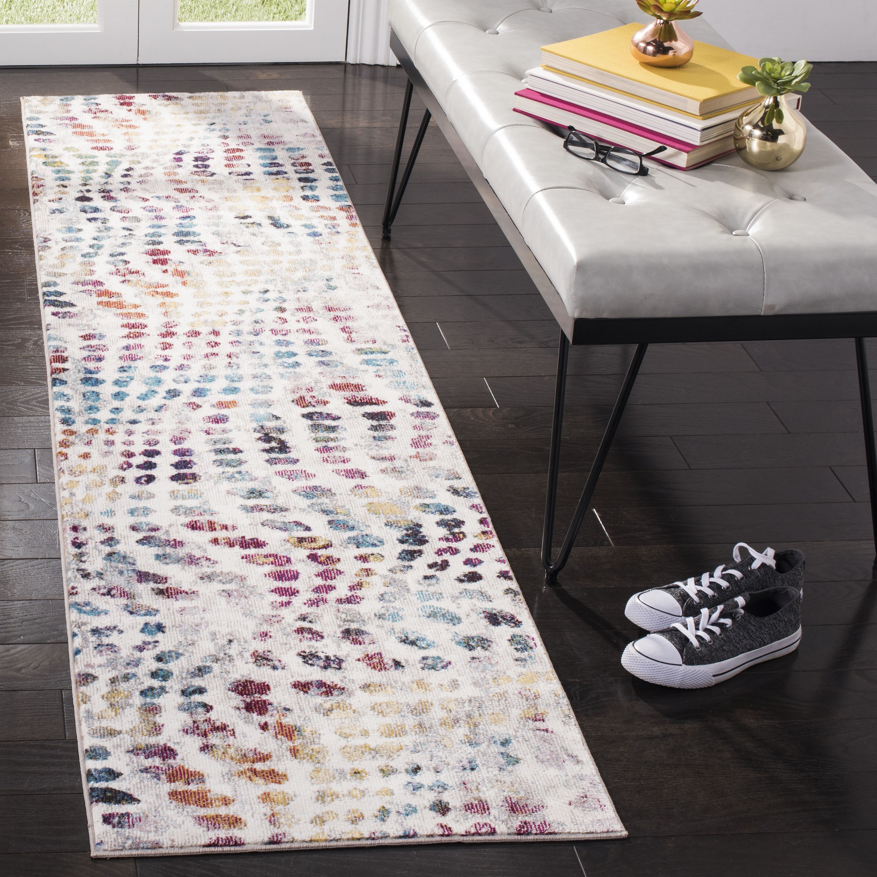 Safavieh ARA121S-28 Aria Morra 2 x 8 (ft) Loomed Polypropylene Cream/Wine Rectangular Indoor Animal print Runner rug