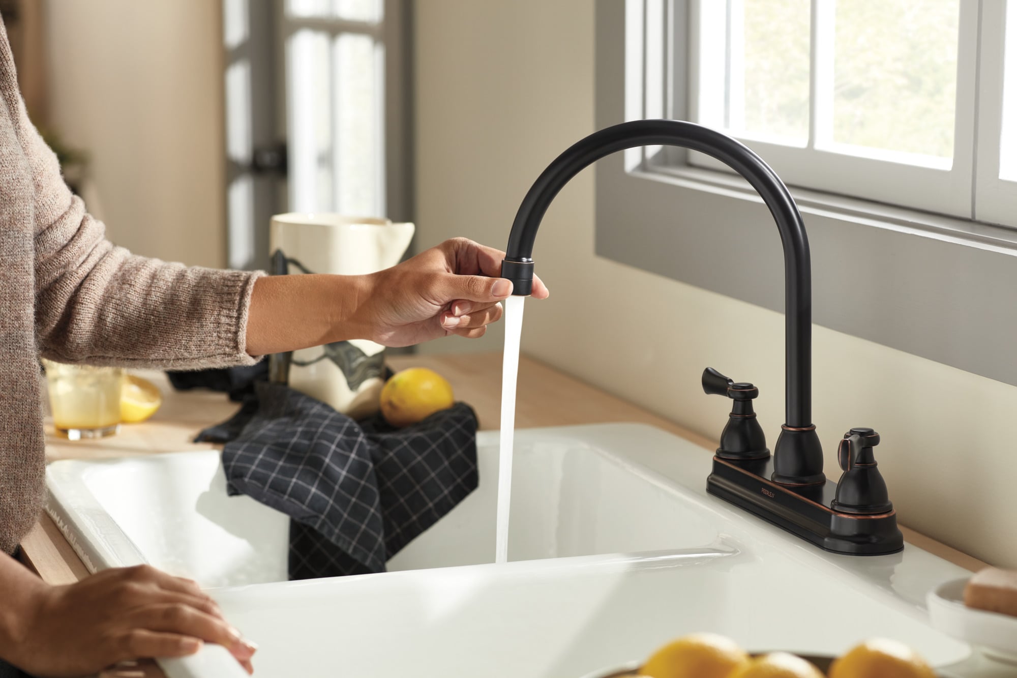 Peerless P2965LF-OB Kitchen-Faucets - View #2