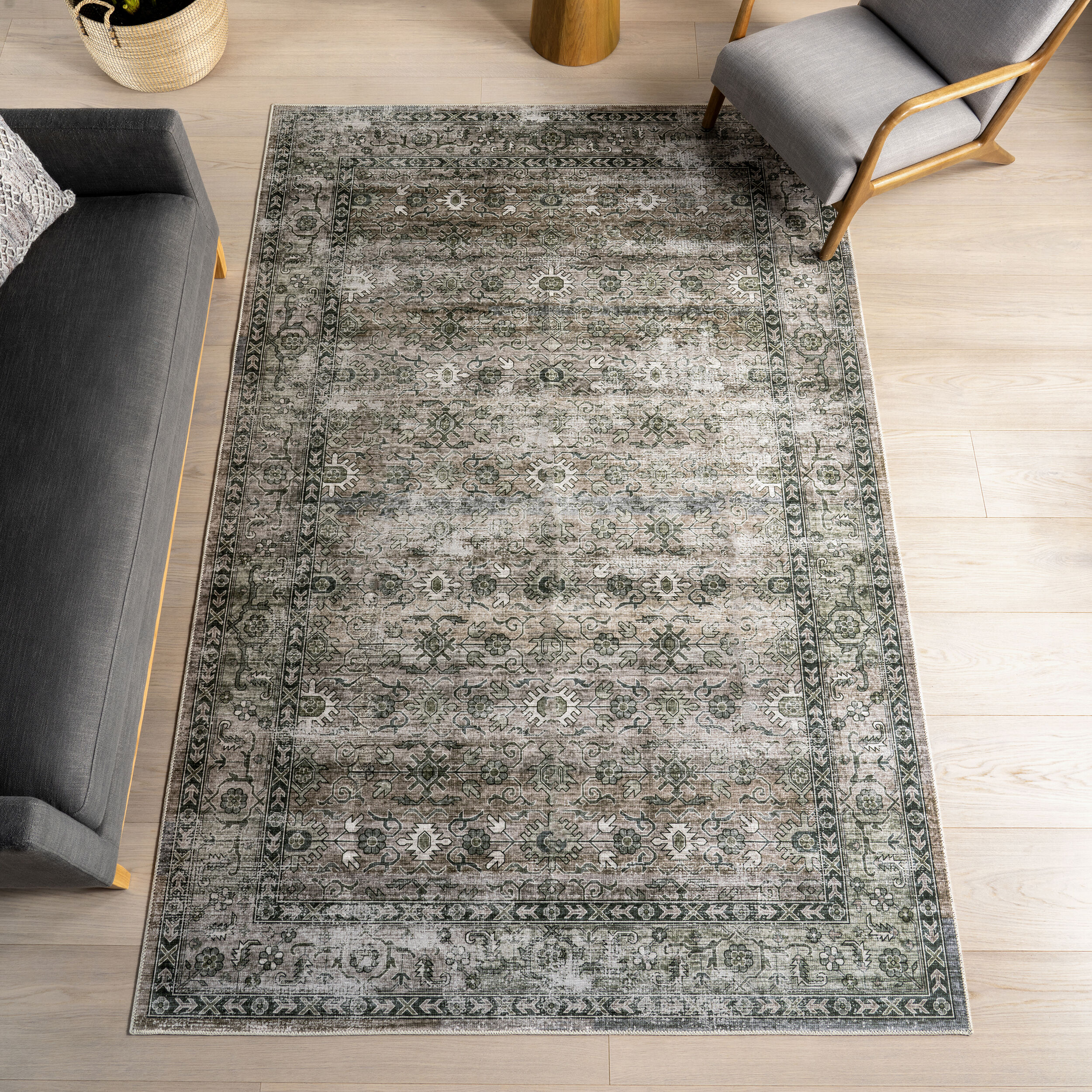 nuLOOM 200BIVL39E-406 Rania SplashGuard Medallion Machine Washable 4ft. x 6ft. Sage Green Area Rug