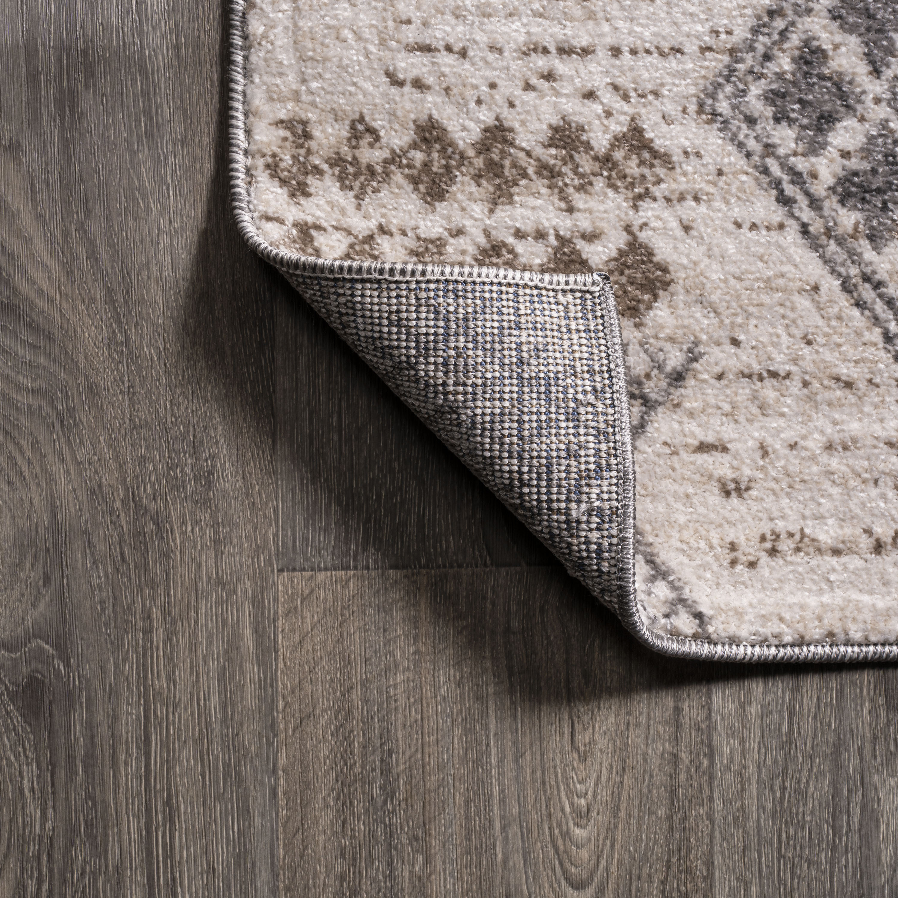 Gray Geometric Synthetic 2' x 10' Runner Rug