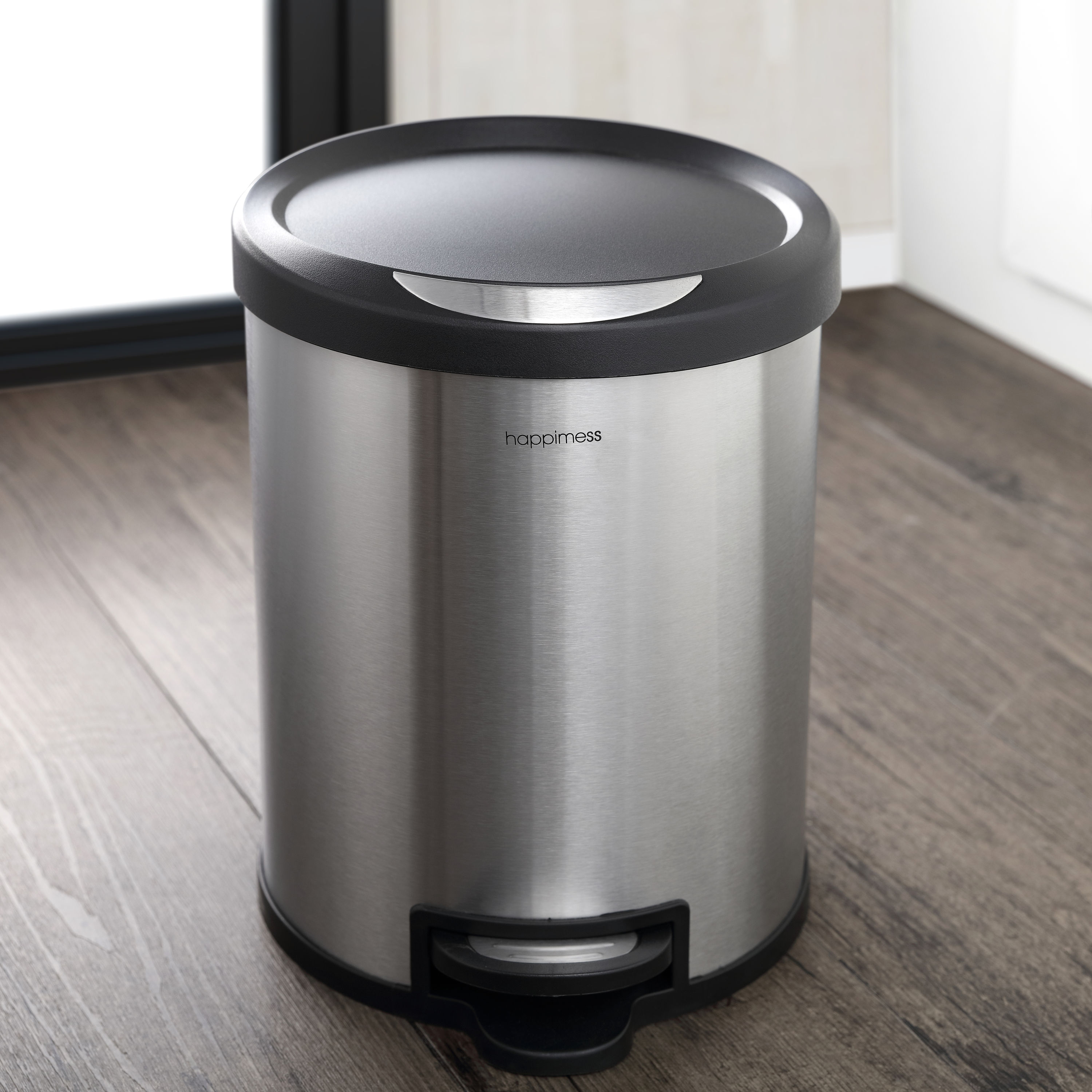 Mainstays Round 7.9-Gallon Trash Can, Stainless Steel 