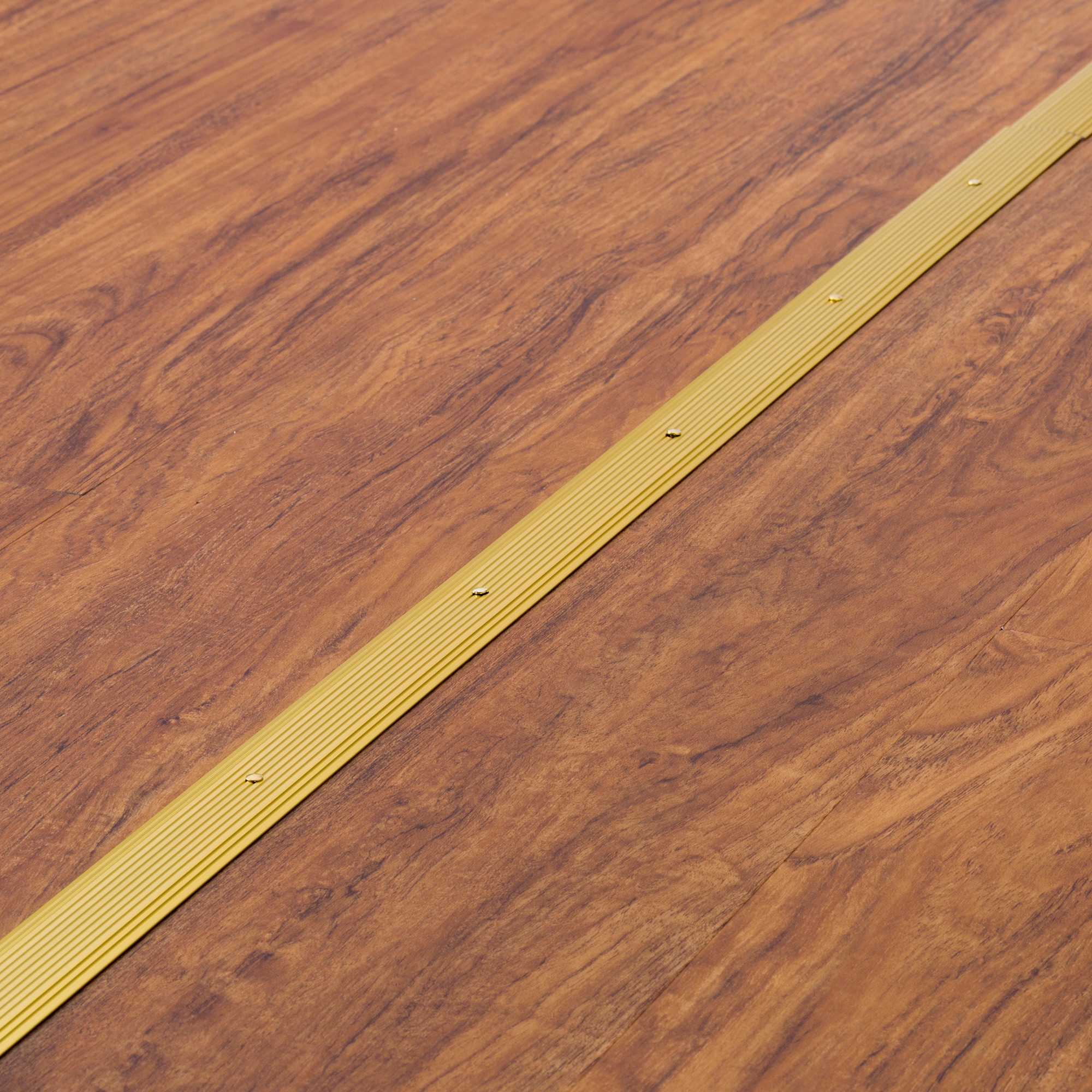 M-D 79012 Floor-Moulding - View #5