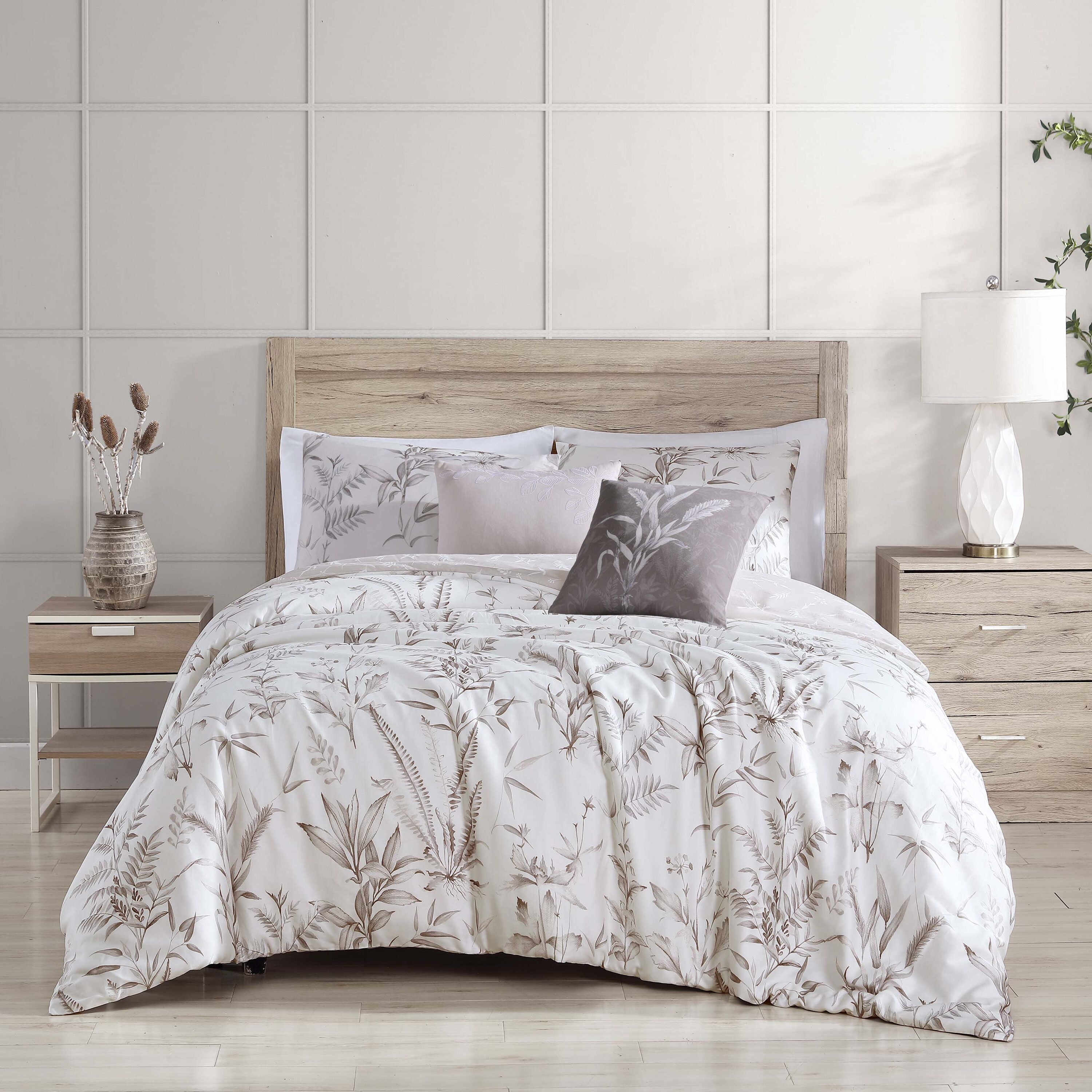 Bebejan Natural Leaves 5 Piece Comforter Set White Floral Reversible