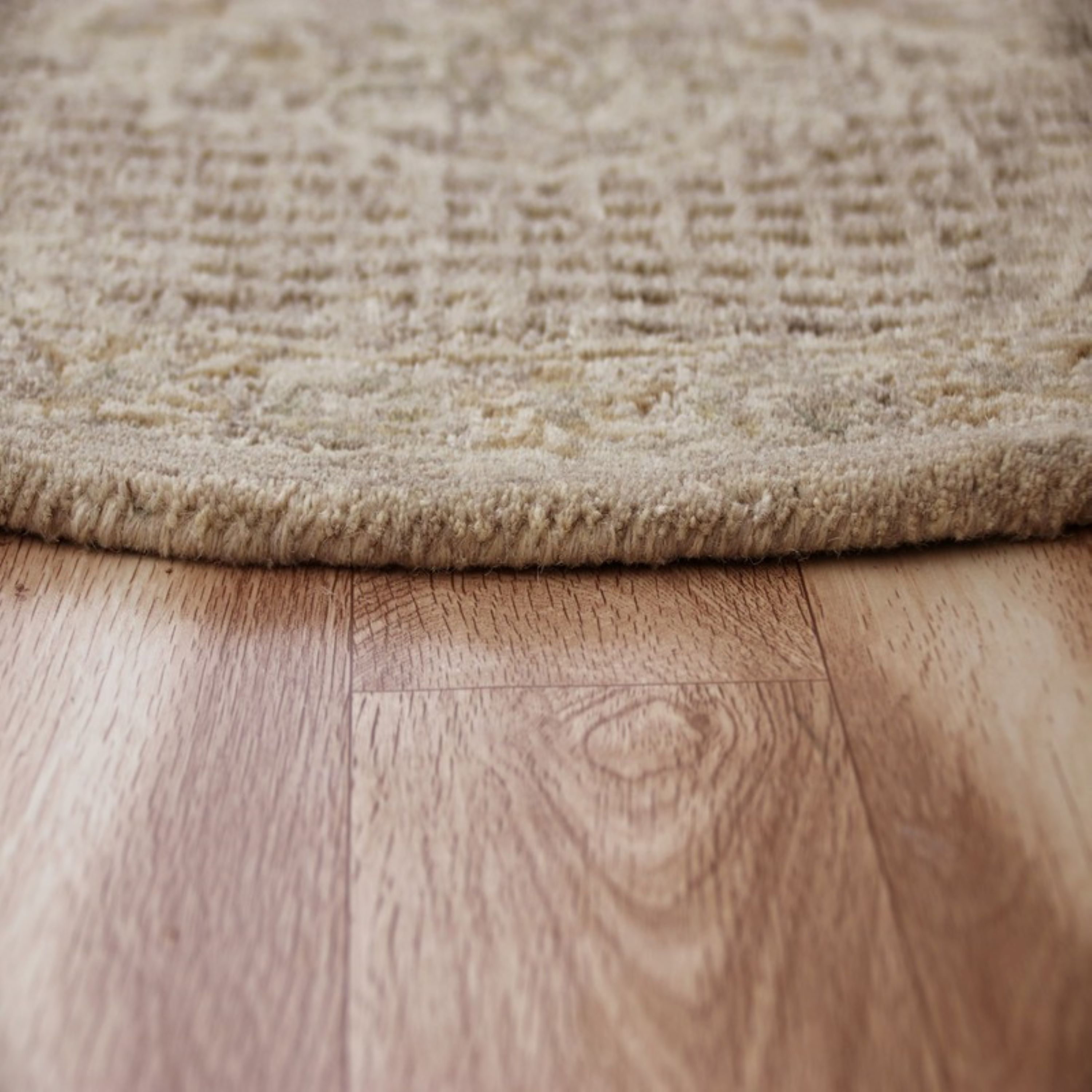 Handmade Traditional Medallion Tufted Wool Round Rug - 4'