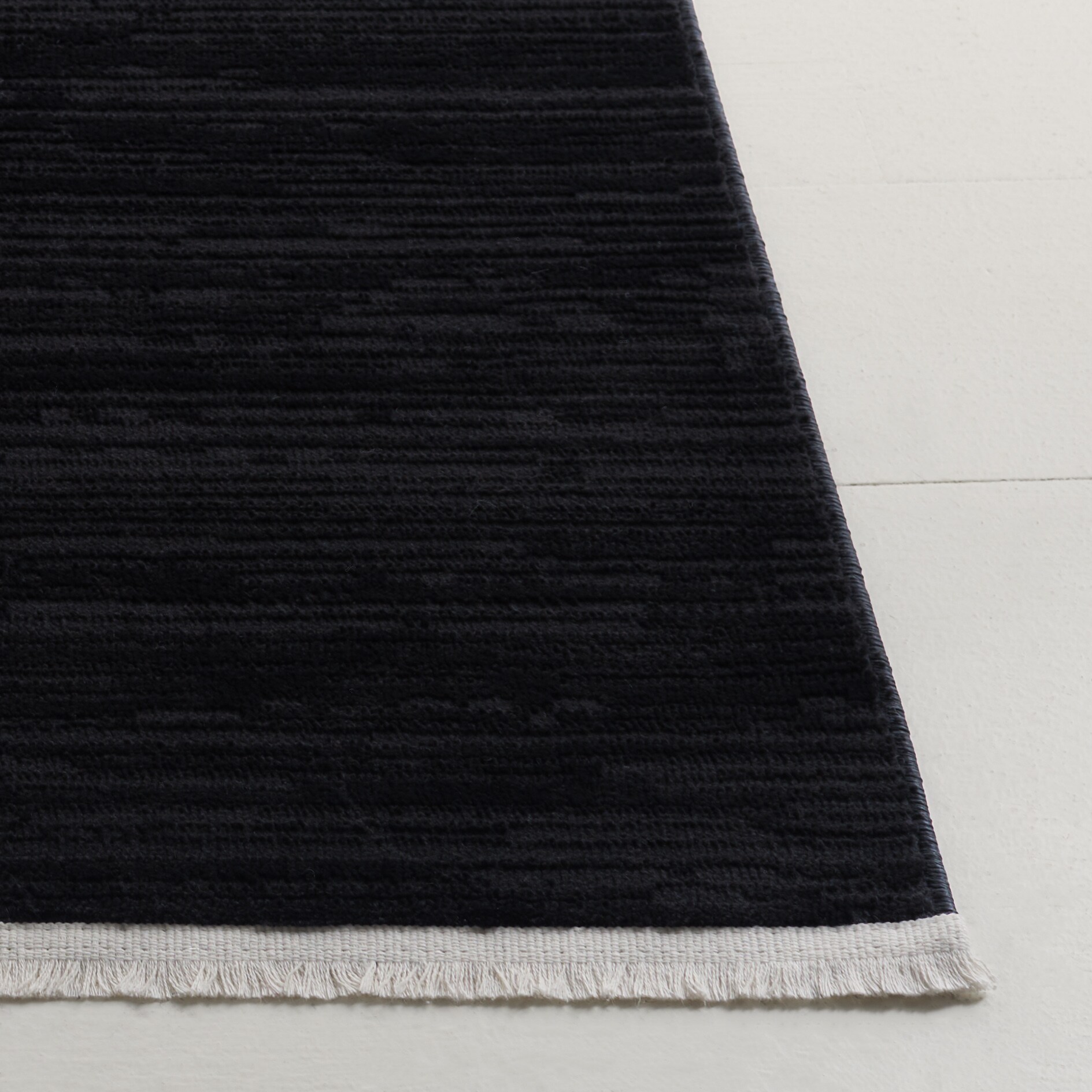 Safavieh MIL290B-28 rugs - View #2