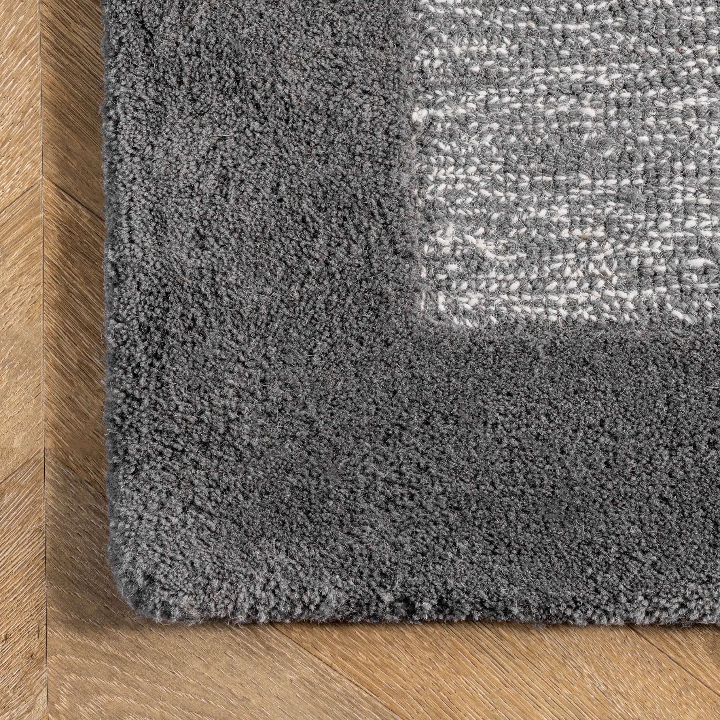 Elegant 5'x8' Hand-Tufted Wool Area Rug in Timeless Gray