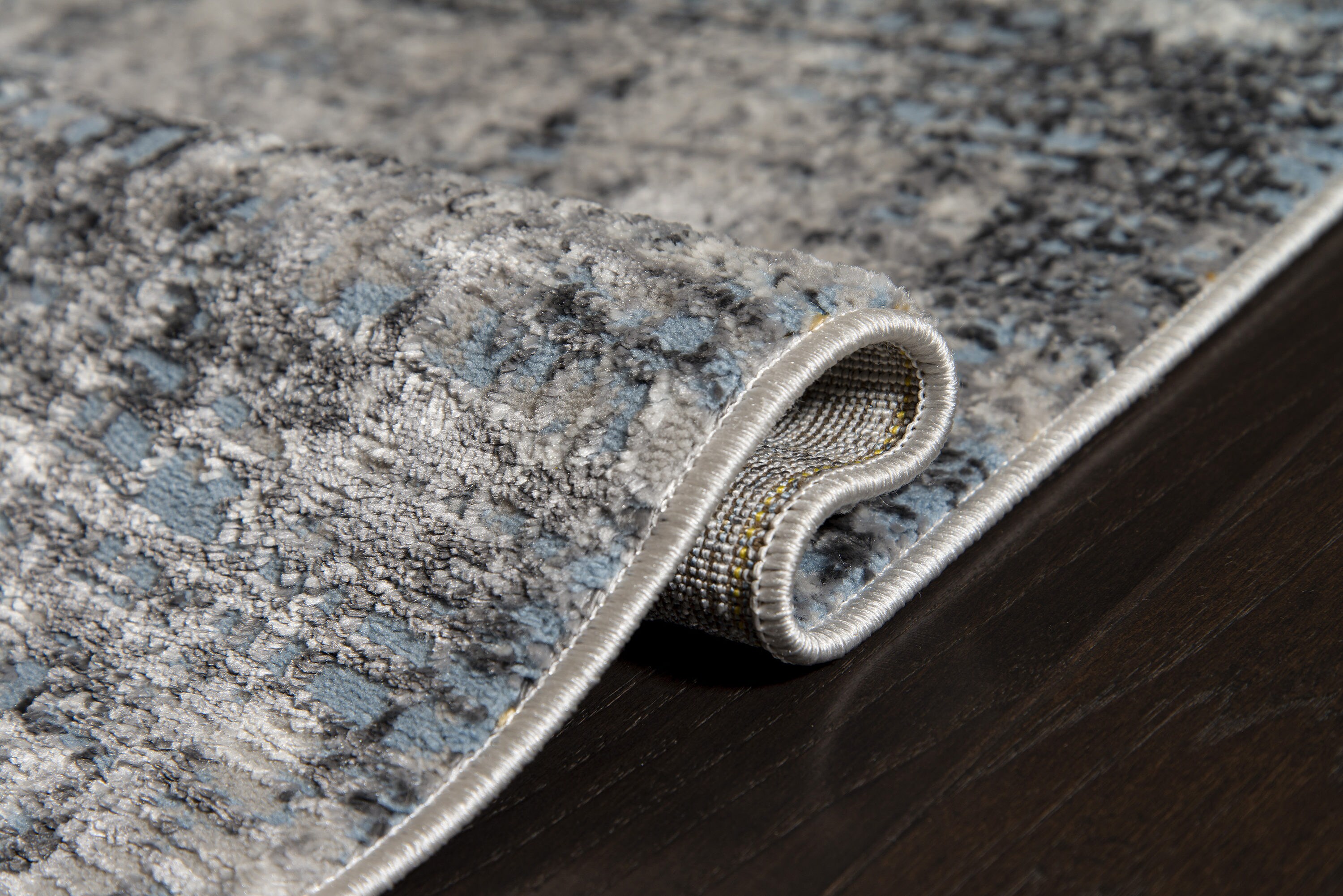 United Weavers Of America 2610 20460 1013 rugs - View #7