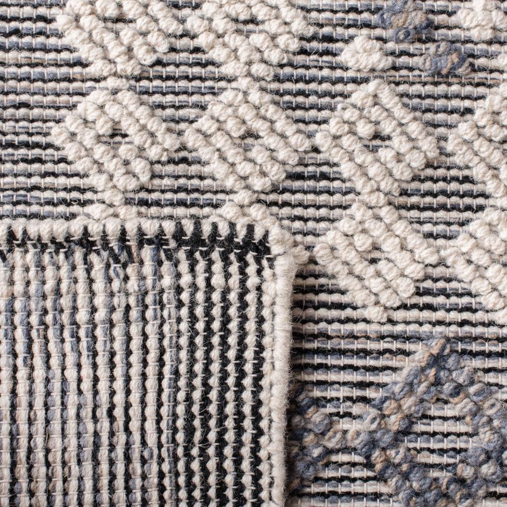 Natura Cream and Navy Handwoven Wool 6' x 9' Area Rug