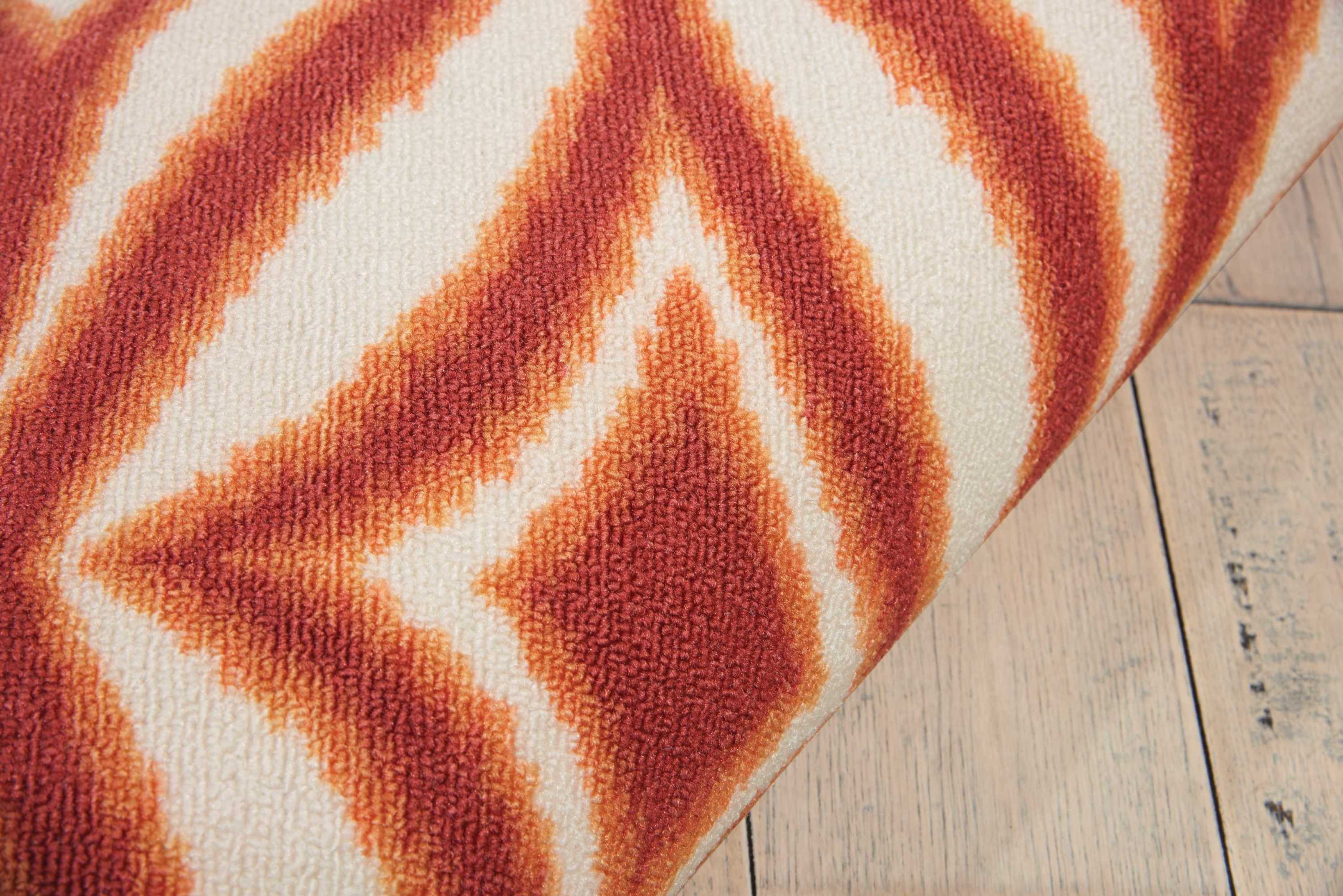 Campari Diamond 5' x 7' Tufted Silk Blend Indoor/Outdoor Rug