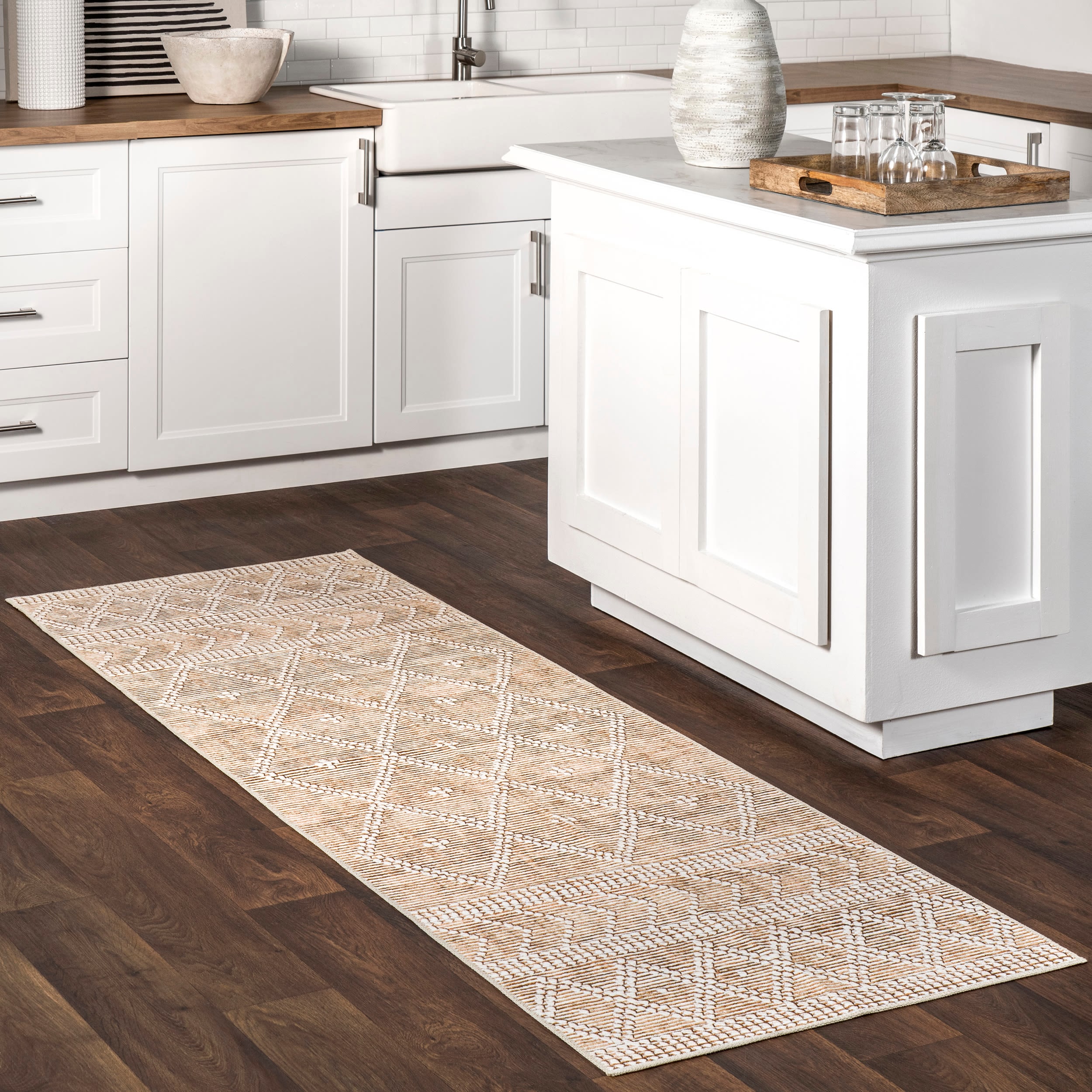 nuLOOM HJTH02A-2608 2 x 8 (ft) Loomed Polyester Tan Rectangular Indoor Trellis Farmhouse/Cottage Machine washable Runner rug