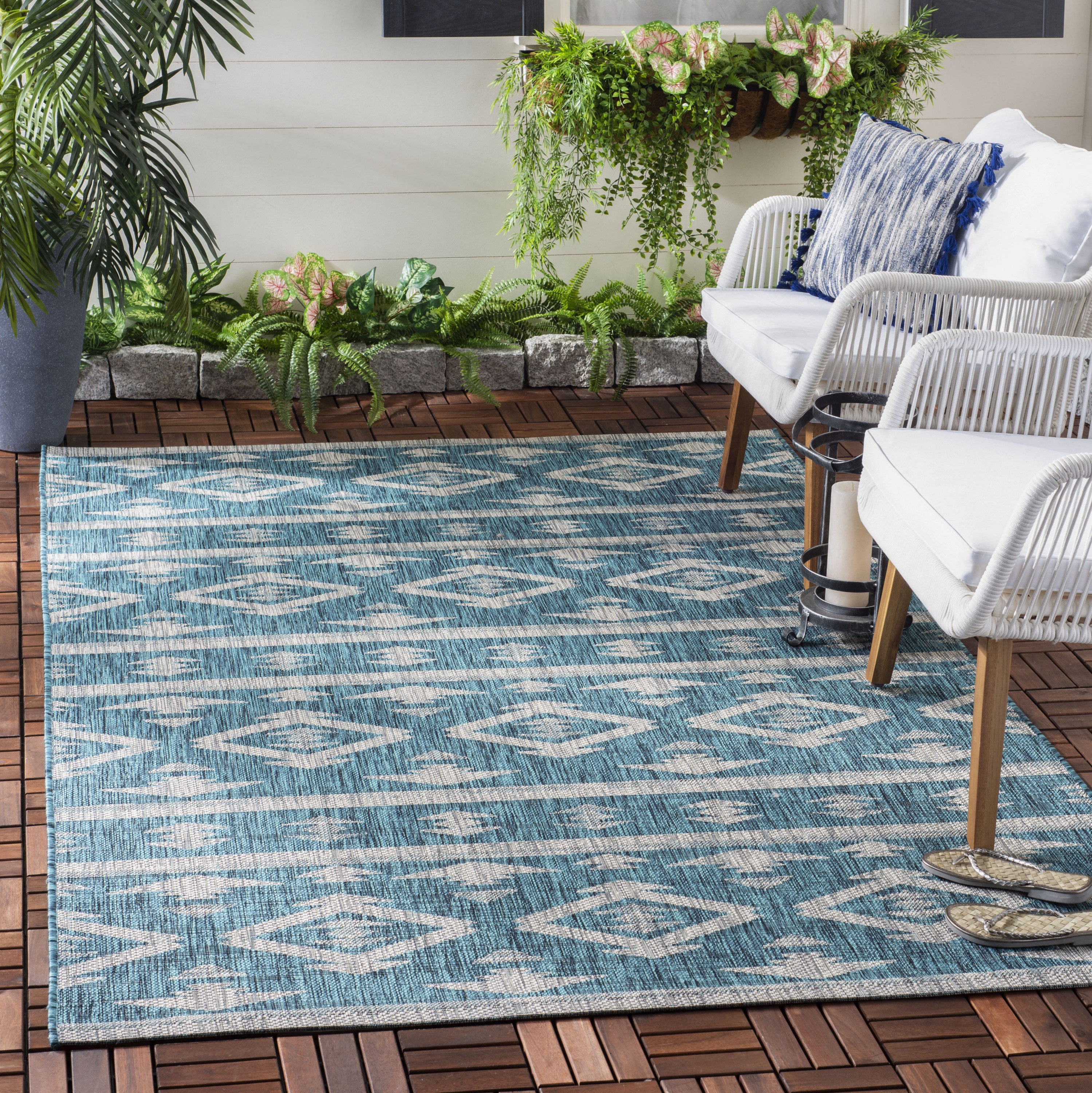 Safavieh CY8863-37221-3 Courtyard Tempe 3 x 5 (ft) Loomed Polypropylene Teal/Gray Rectangular Indoor/Outdoor Distressed/Overdyed Coastal Throw rug