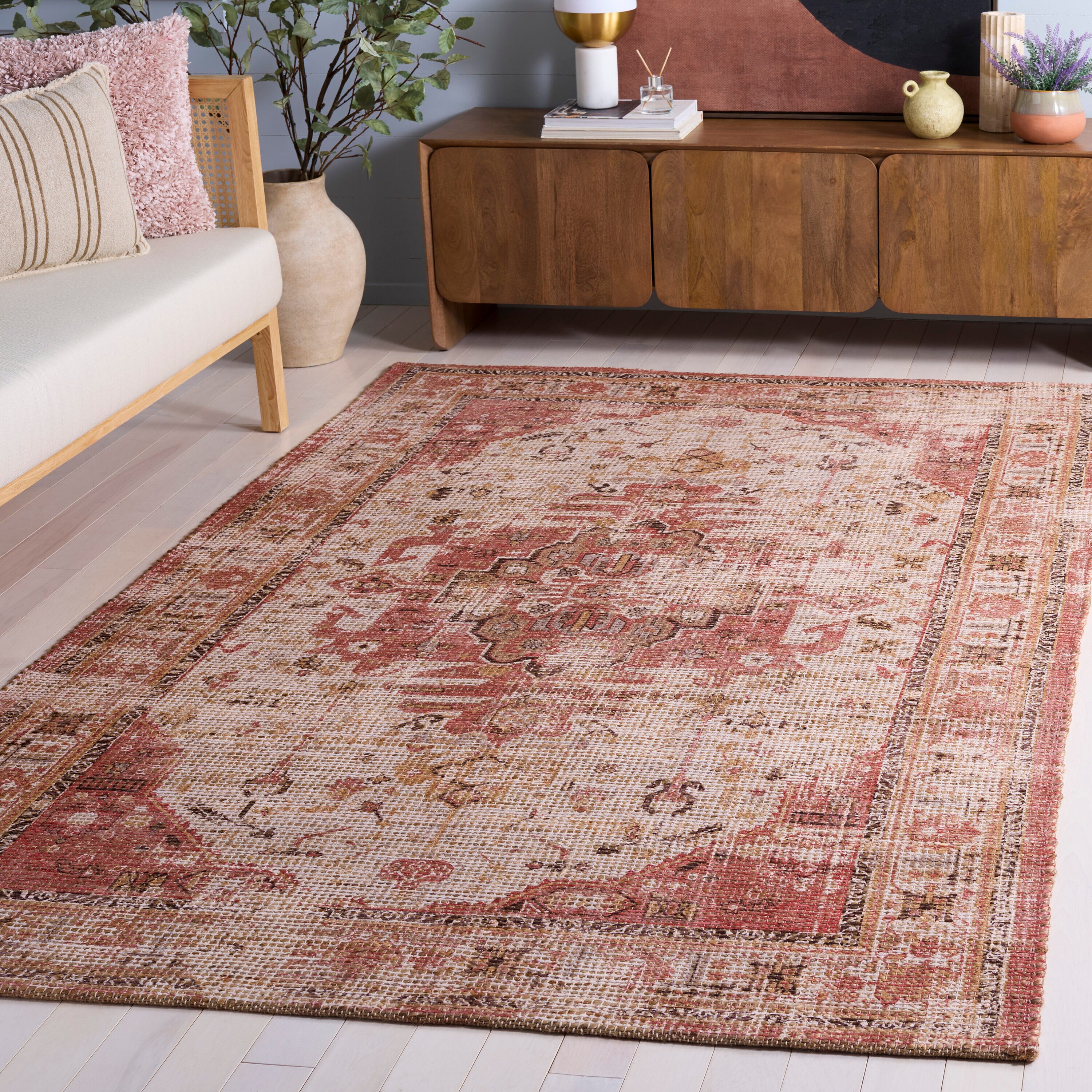  Saffron 406 Ivory/Pink Traditional 4ft x 6ft Small Rectangle Rug
