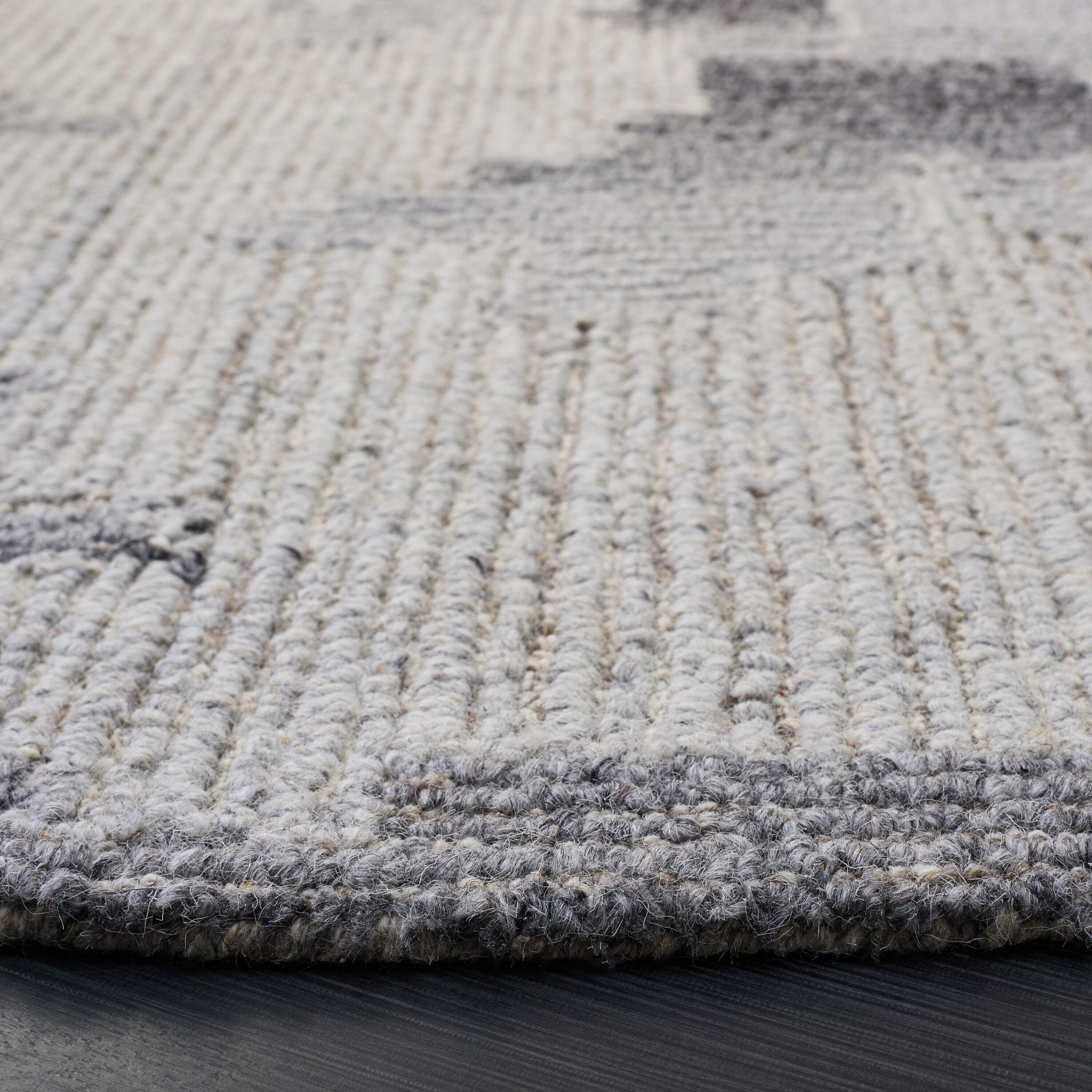 Safavieh HVT109F-6R rugs - View #3