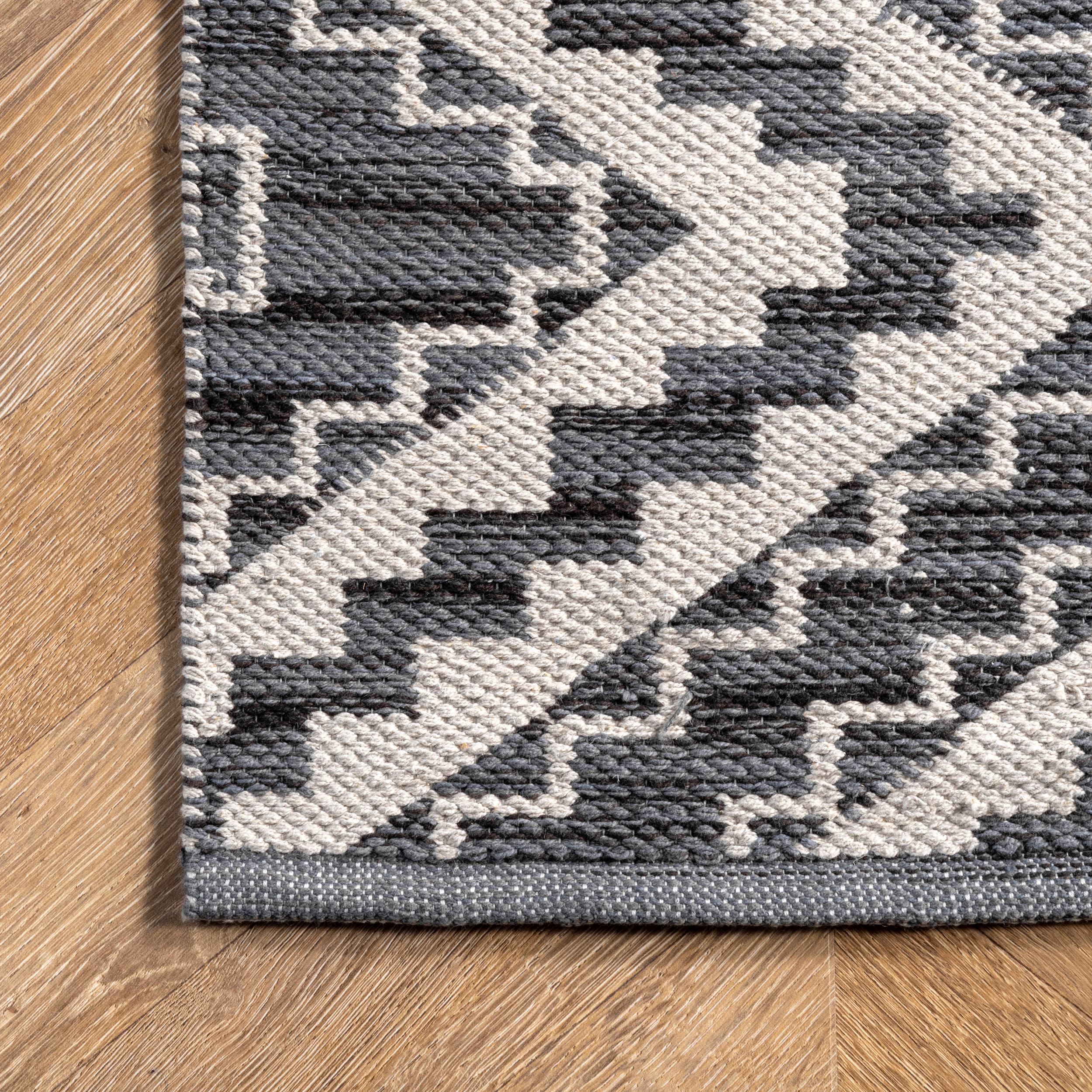 Gray and White Geometric Cotton Rectangular Area Rug, 3' x 5'