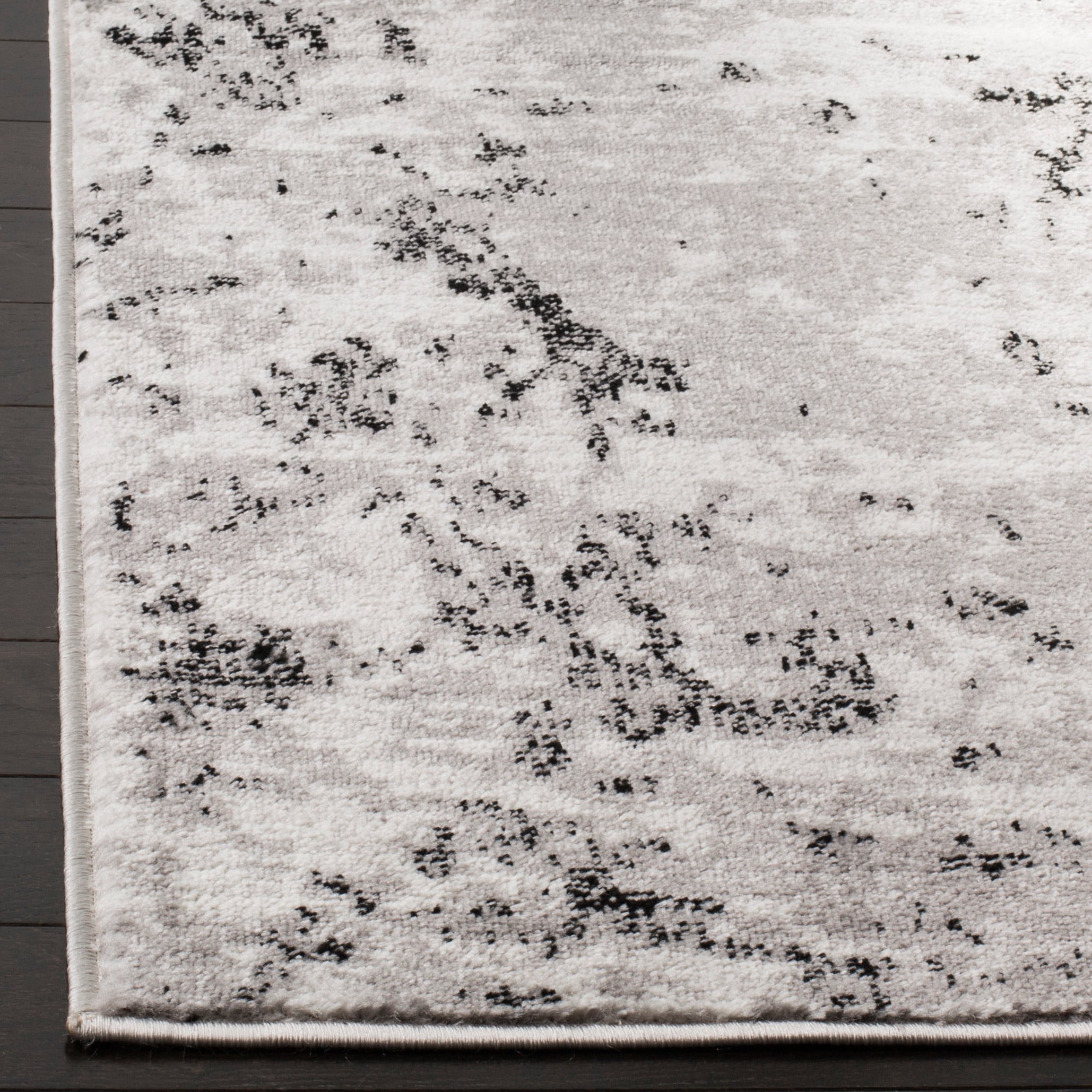 Safavieh SKY186K-6SQ rugs - View #3