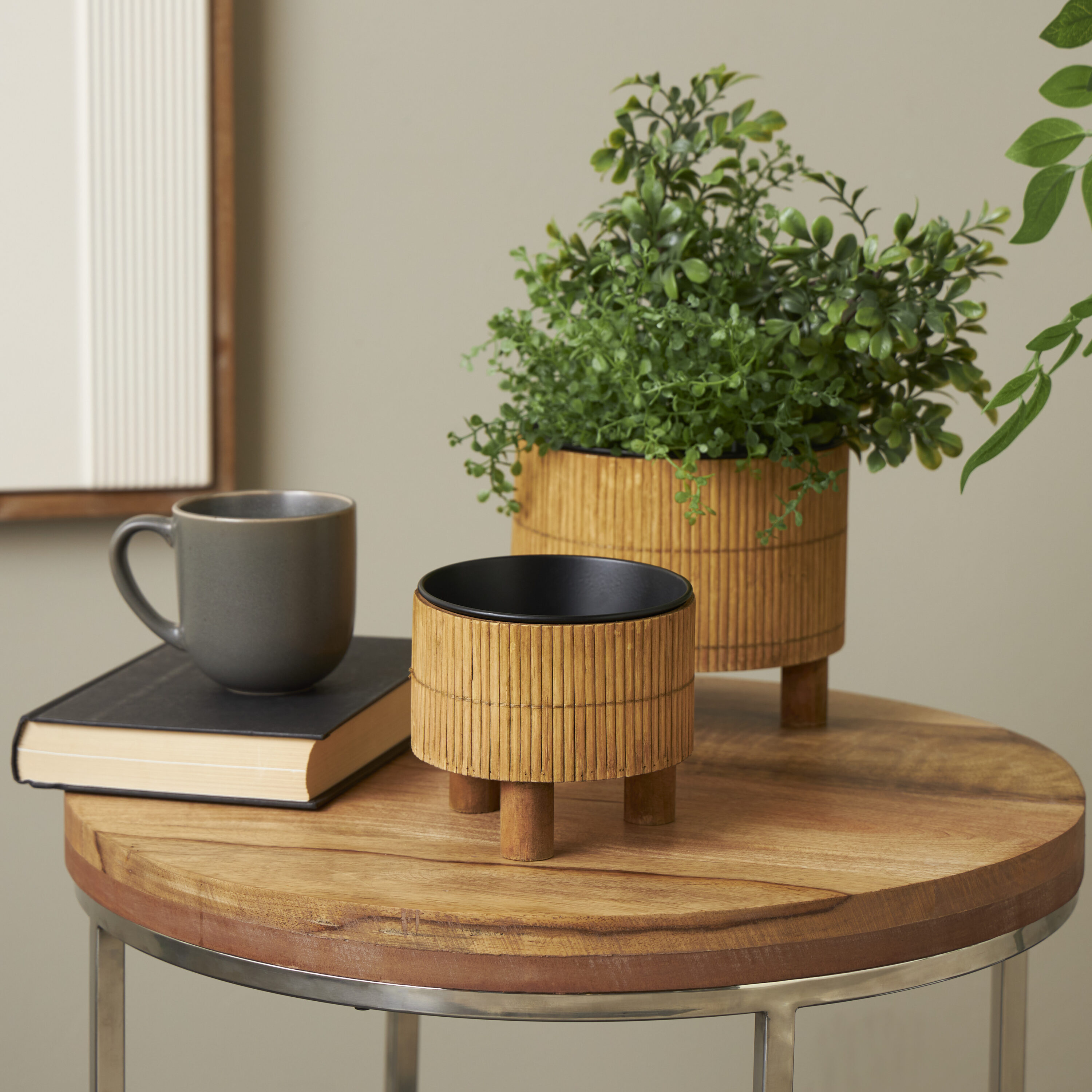 Grayson Lane 822647 2 -Pack Round 7.0-in W Small Brown Bamboo Boho Outdoor Planter Stand Included