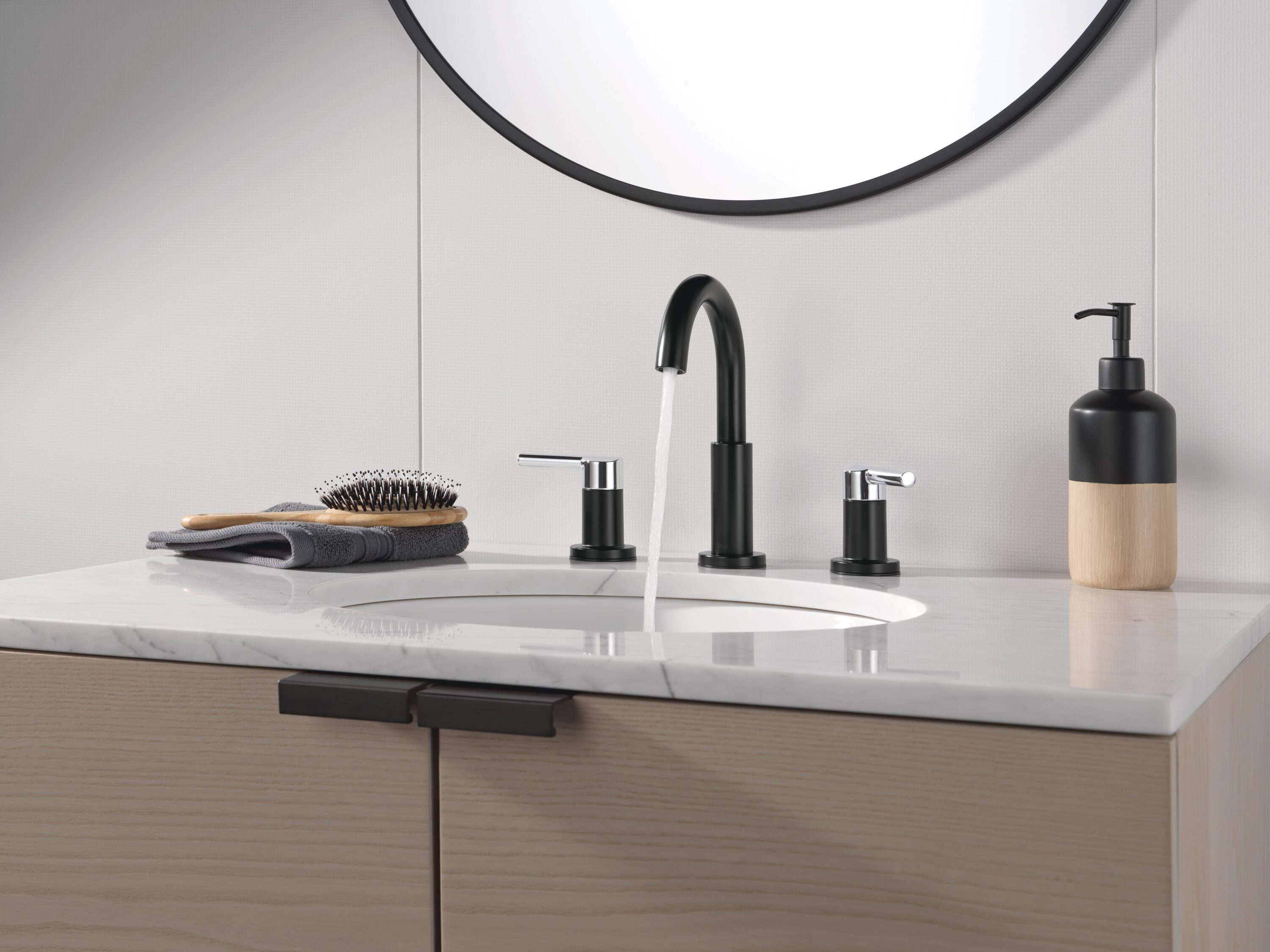 Delta 35749LF-CS Lavatory-Faucets - View #8
