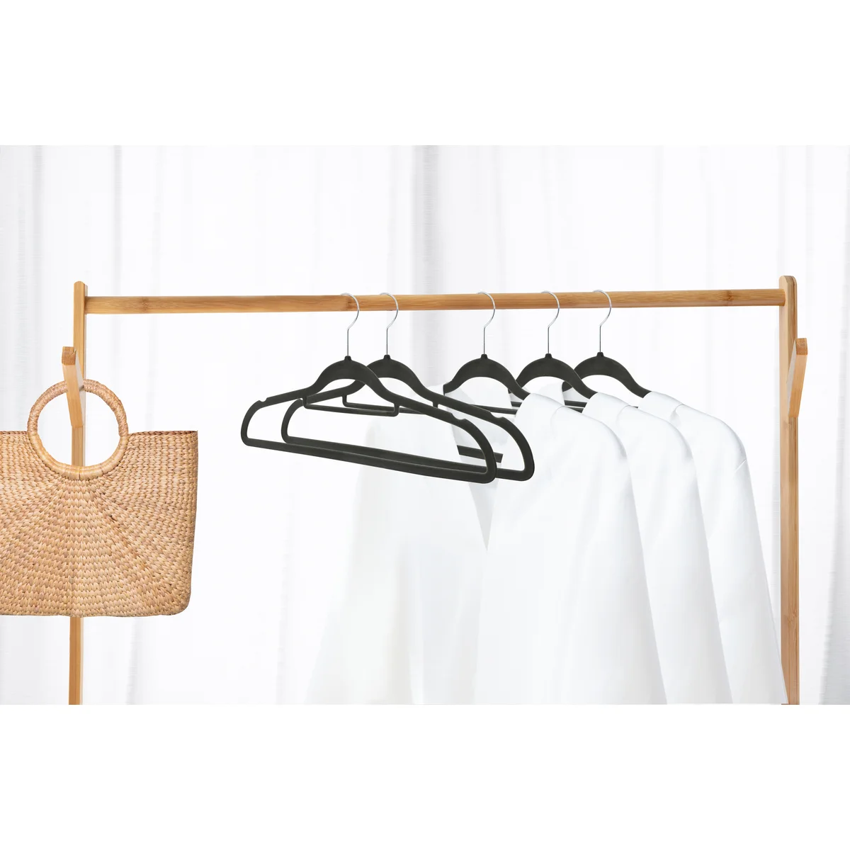 J&V TEXTILES 615-GR hangers - View #2