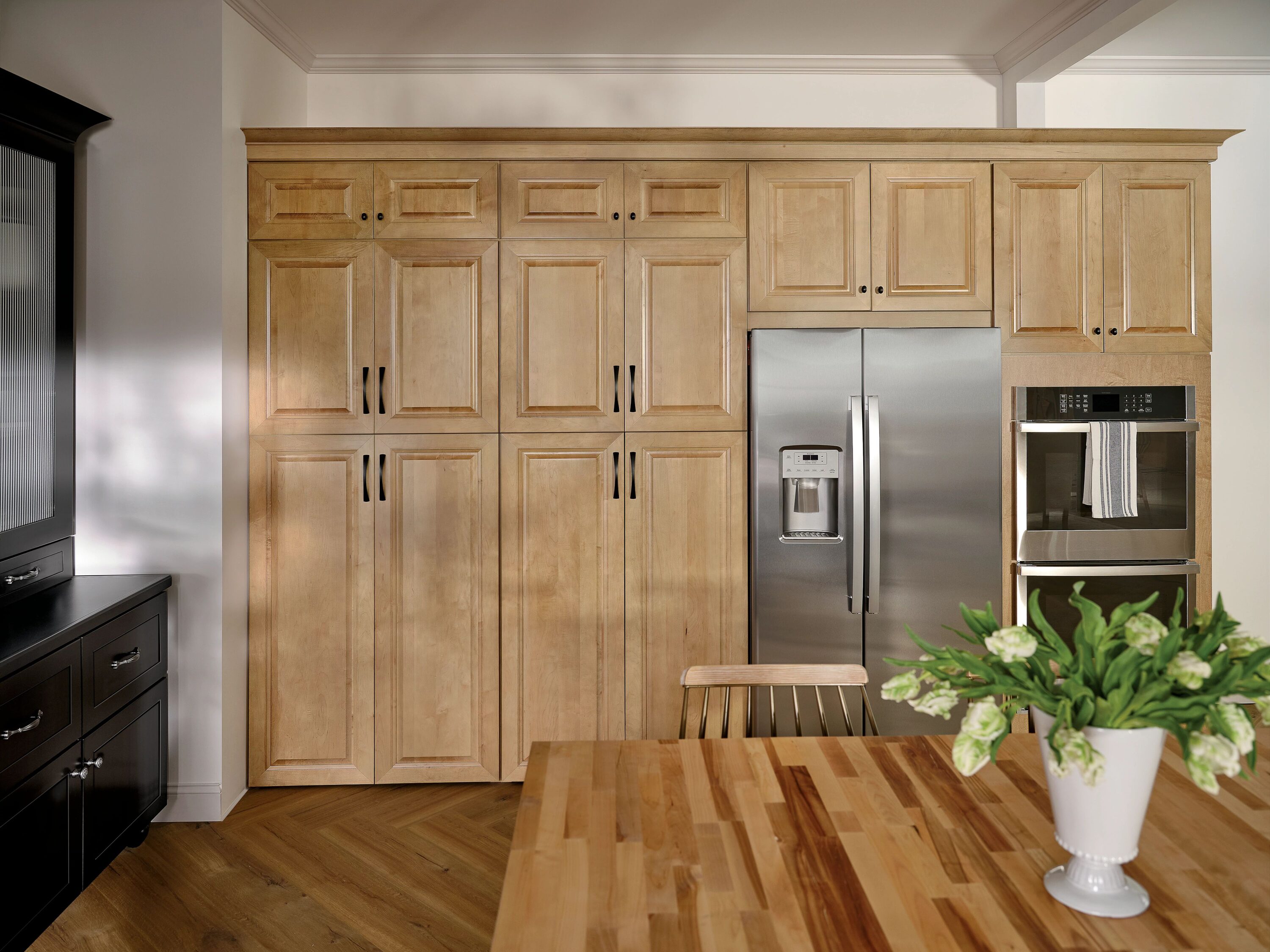 KraftMaid RDCDS,AV4M2,H12M Cabinet-Samples - View #3
