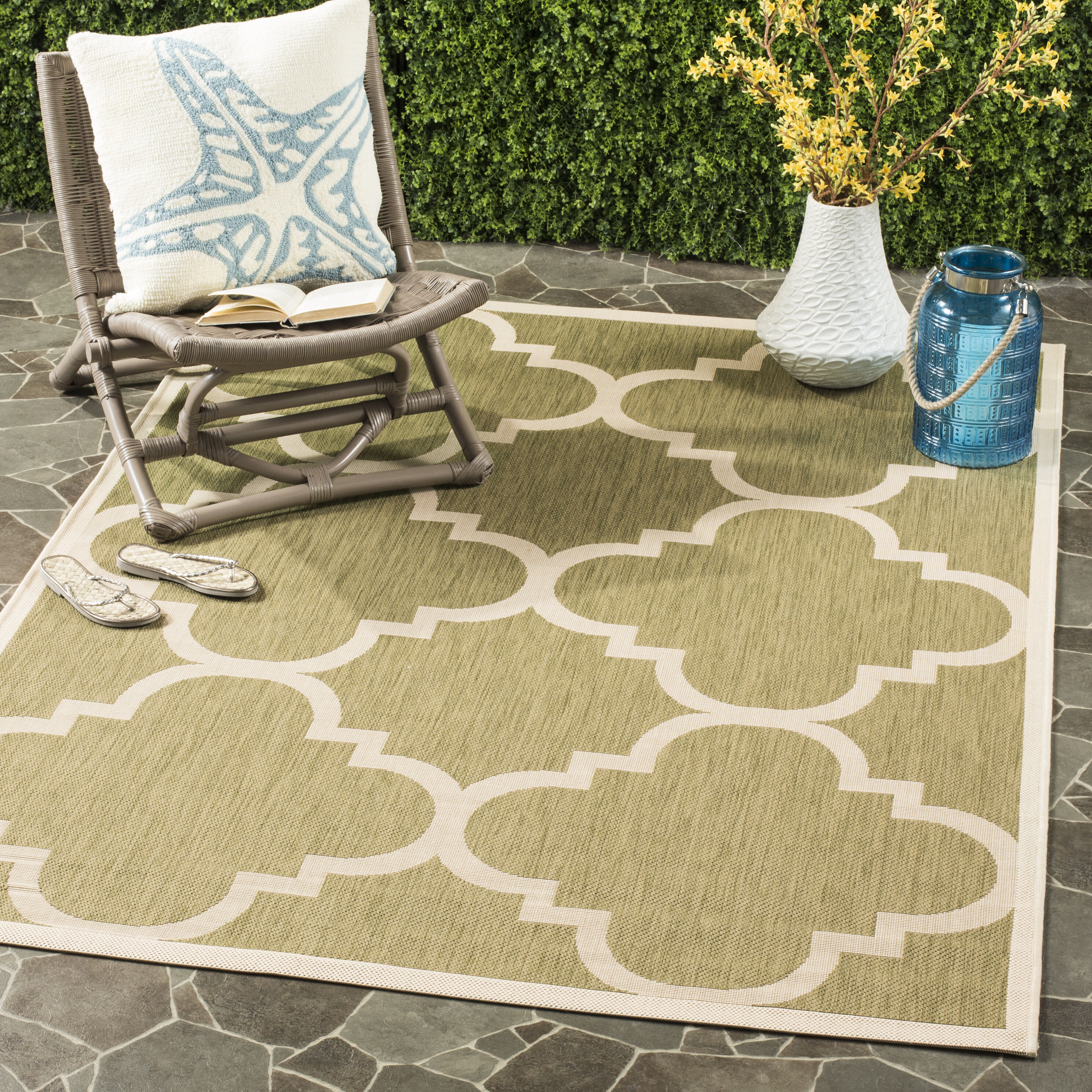 Maui Outdoor Sisal Polypropylene Rug Collection