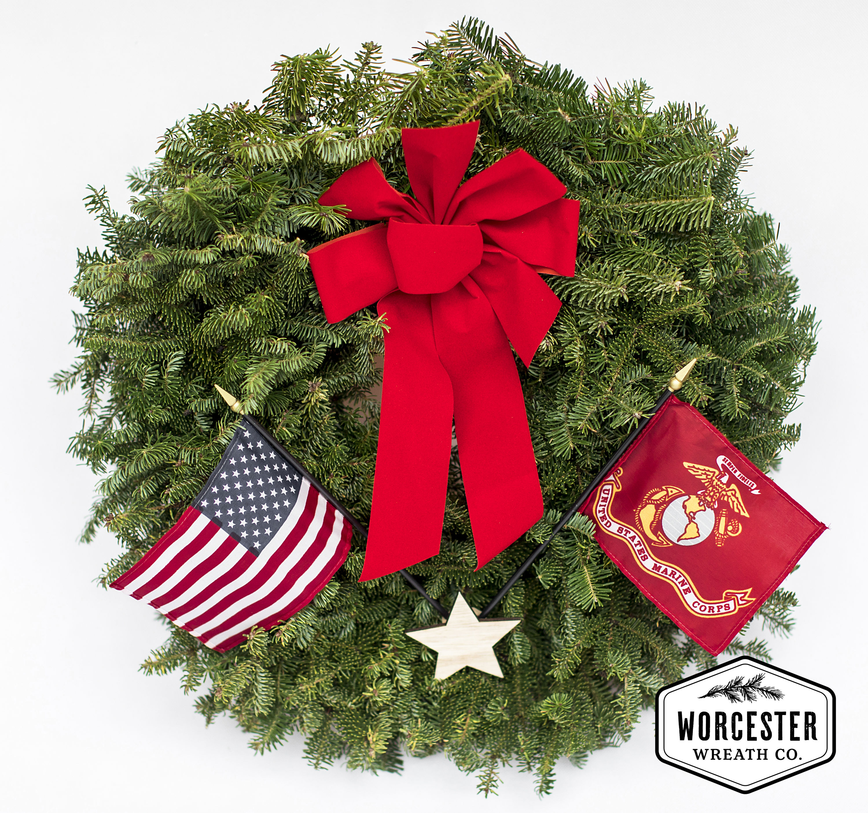 Wreaths Across America 22-in Real Balsam Fir Christmas Wreath In The ...