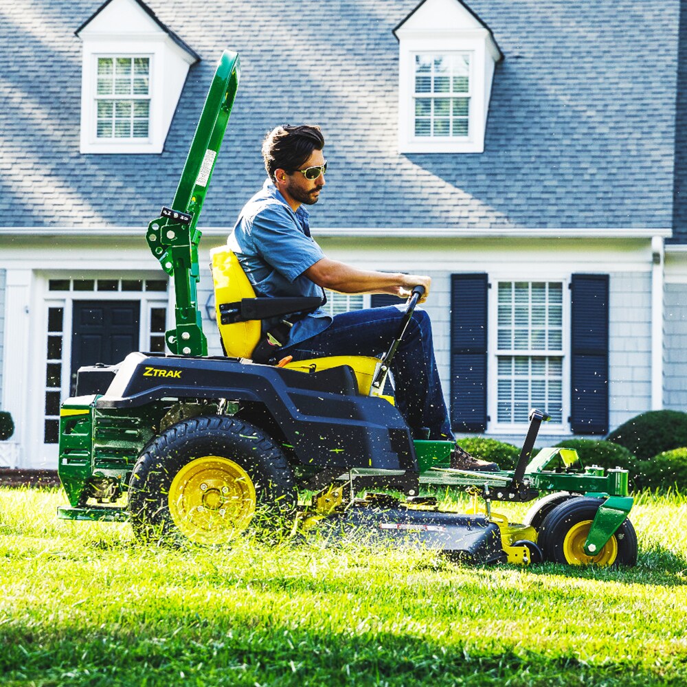 Zero turn john store deere lowes