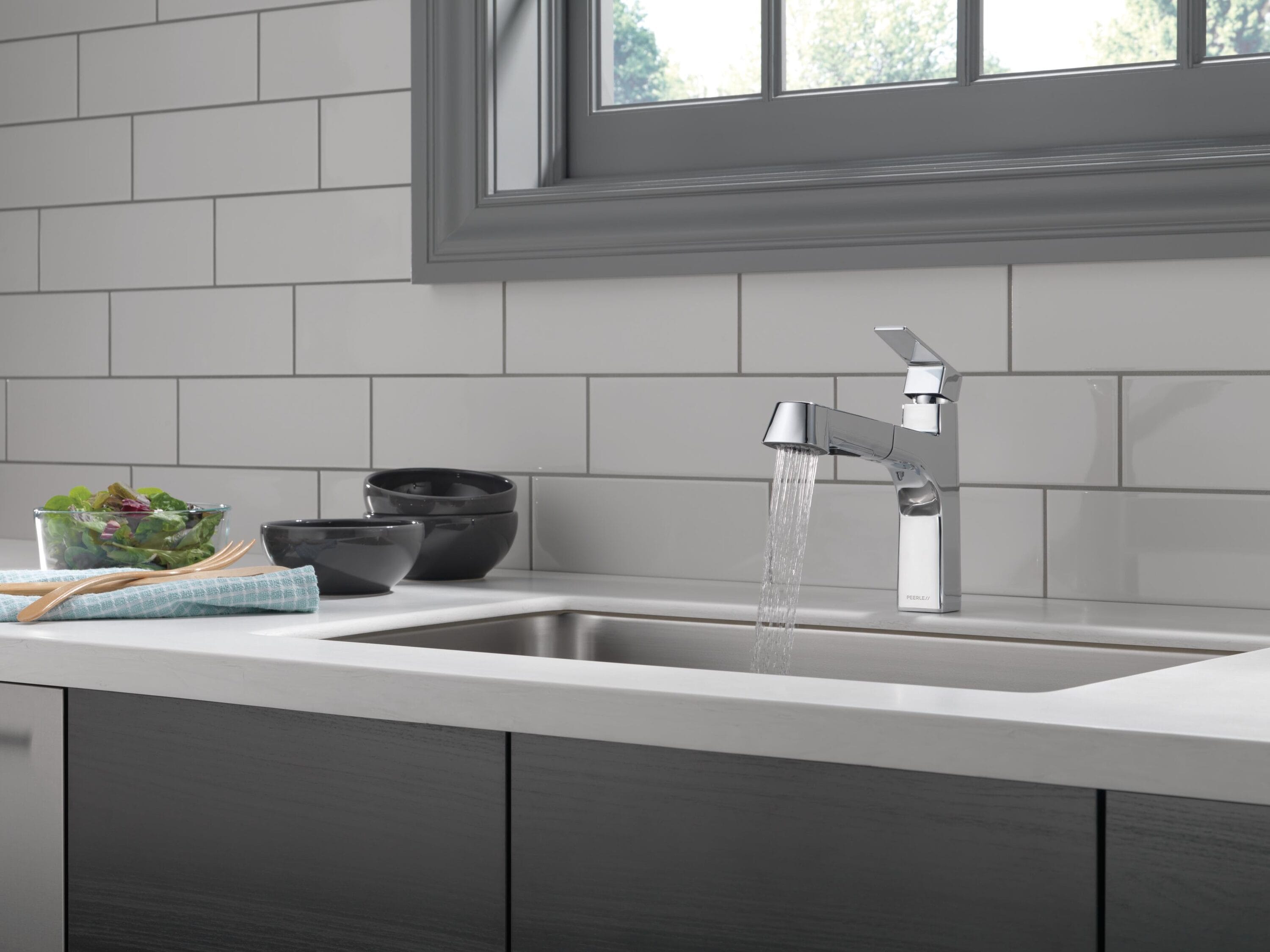 Peerless P6919LF Kitchen-Faucets - View #5