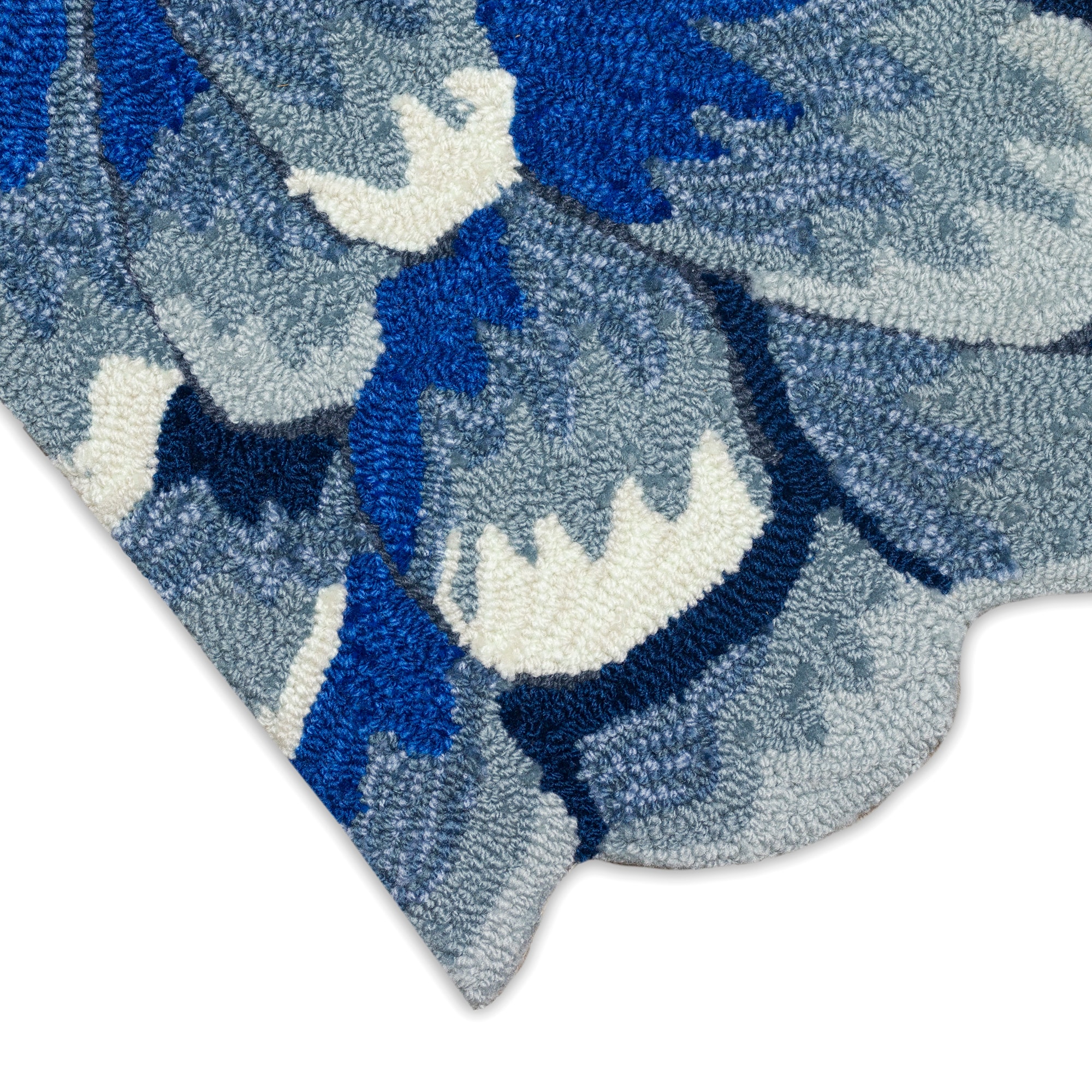 Handmade Blue Tufted Rectangular Synthetic Rug