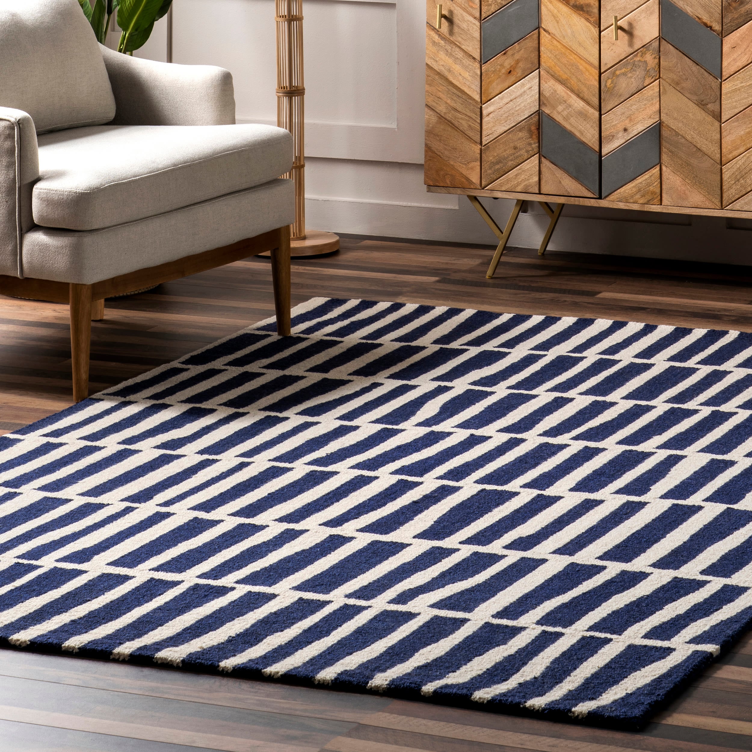 Navy and White Geometric Wool Tufted Runner Rug