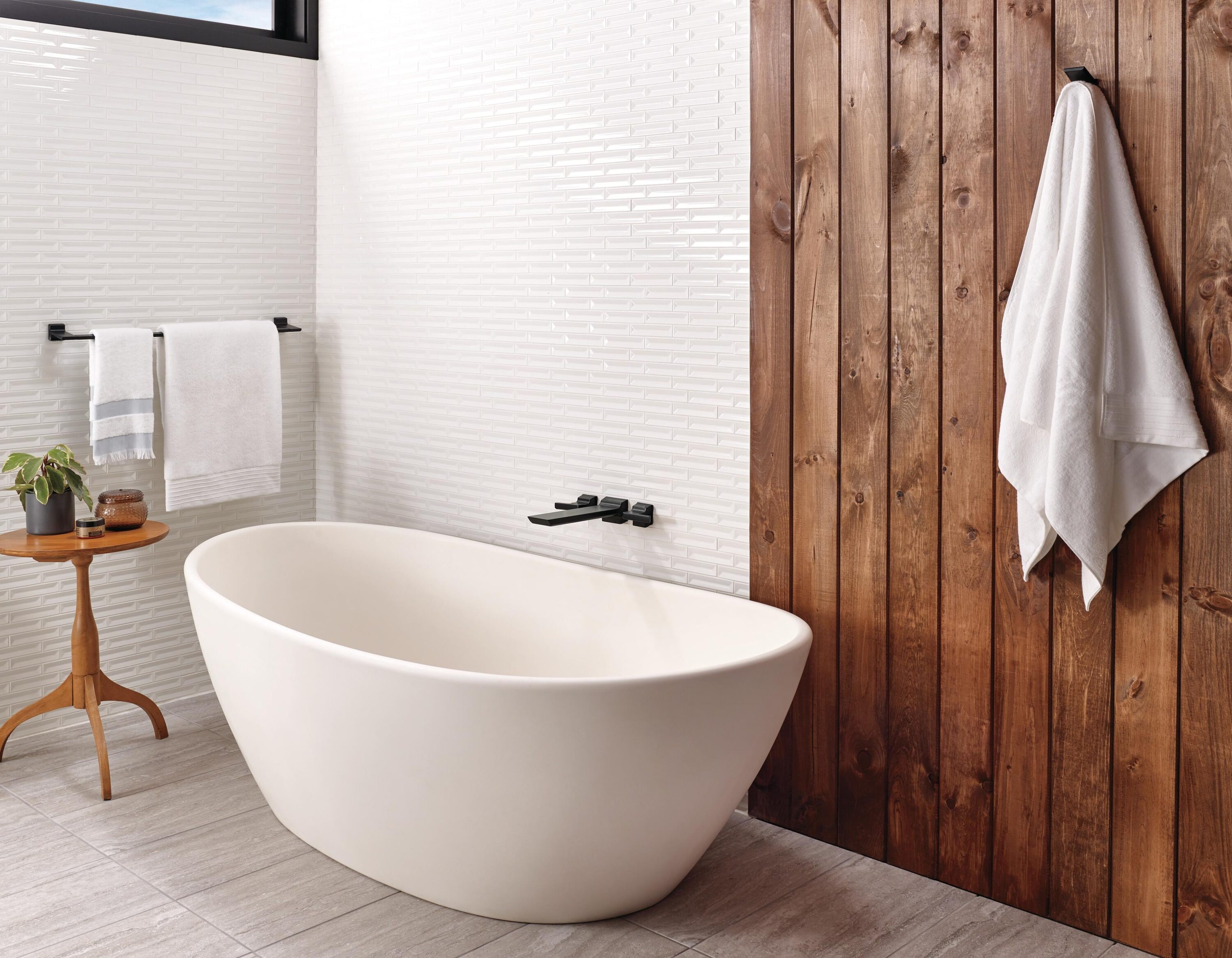 Delta T5799-BLWL Roman-Tub-Faucets - View #2