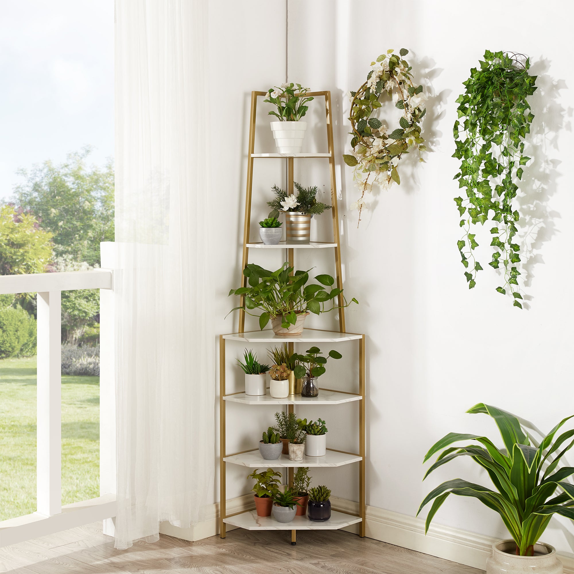 Vecelo LOE-XF-CCS03-GLD 6 Tier Corner Shelf 69 Inch Industrial Bookshelf with Metal Frame Multipurpose Tall Plant Stand with Opening Display Shelves for Living Room Bedroom Home Office