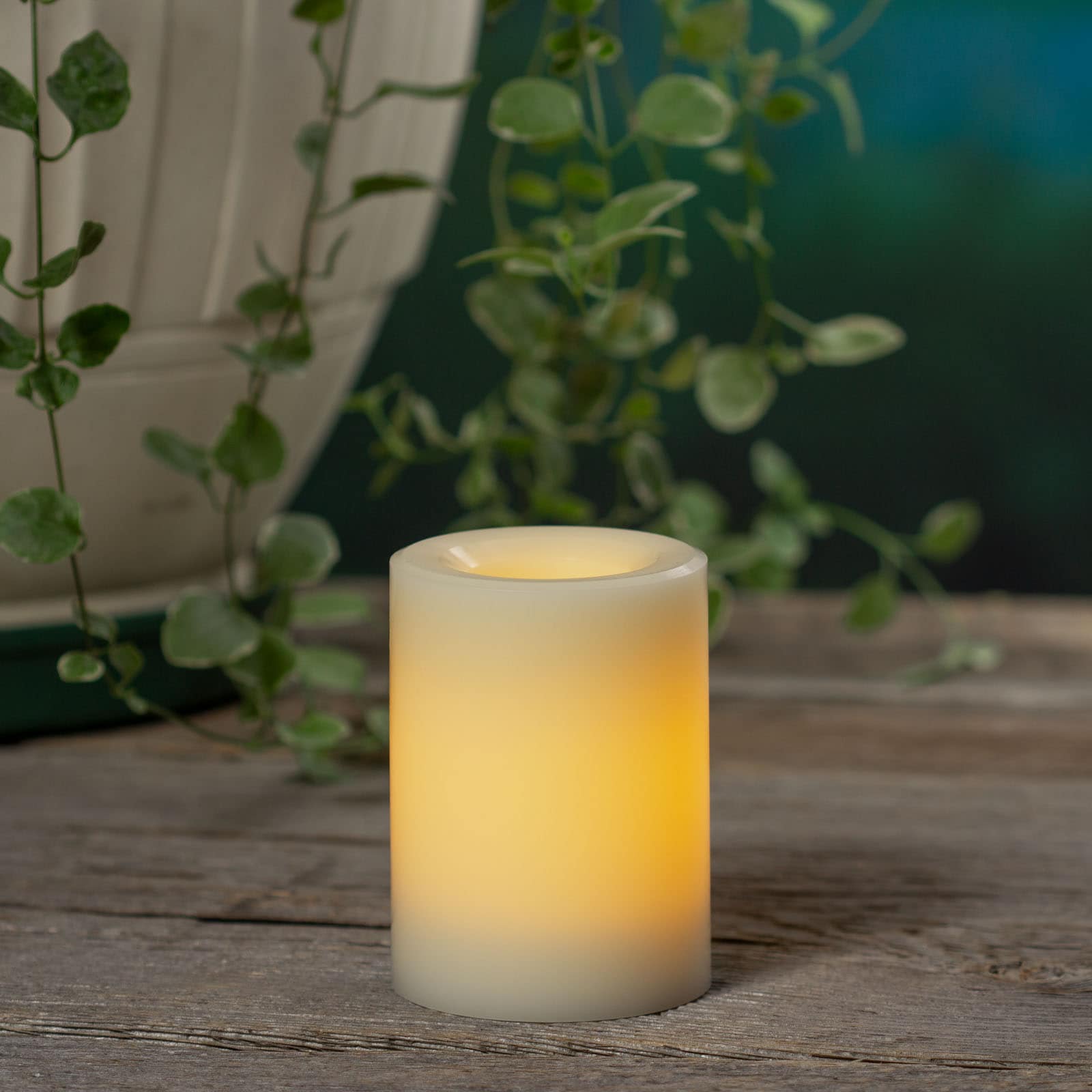 Sterno Home 1-Wick Off-white Flameless LED Electric Candle (All Weather  Wax) in the Candles department at
