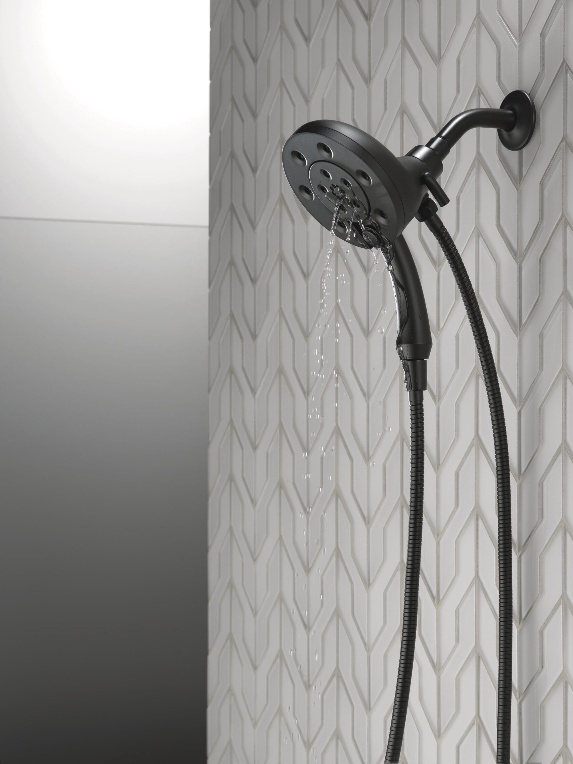 Delta 58472-BL Fixed-Showerhead - View #15