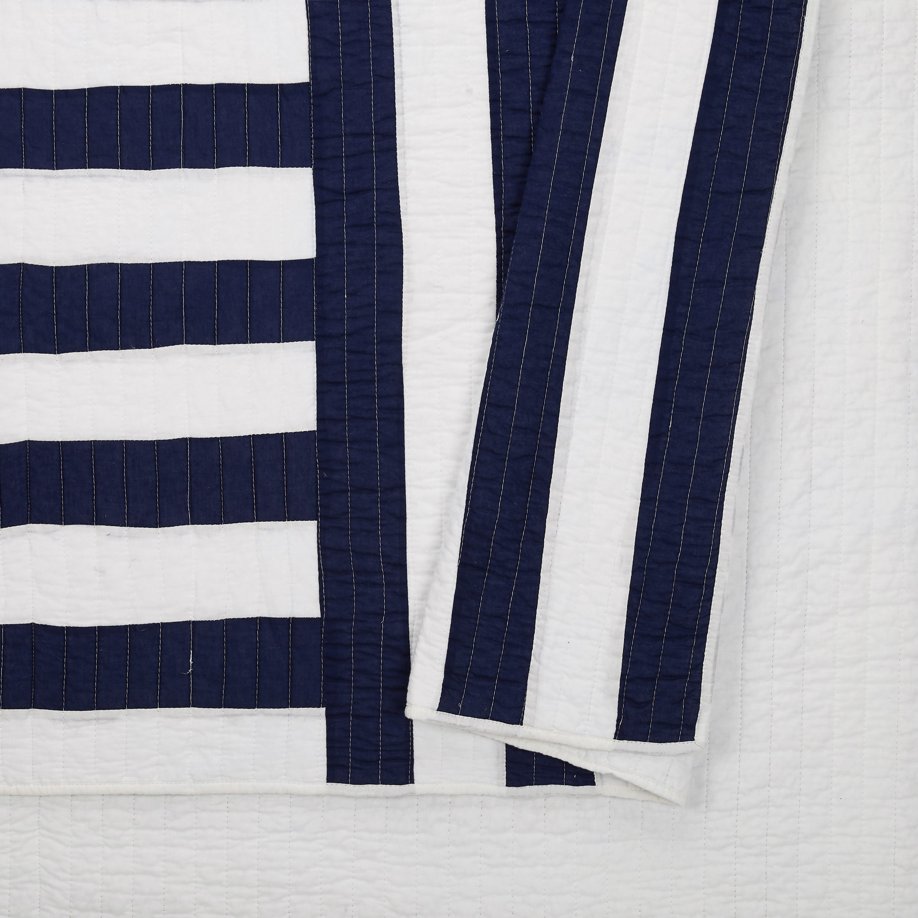 Makers Collective A560A17BLNFS bedding - View #5