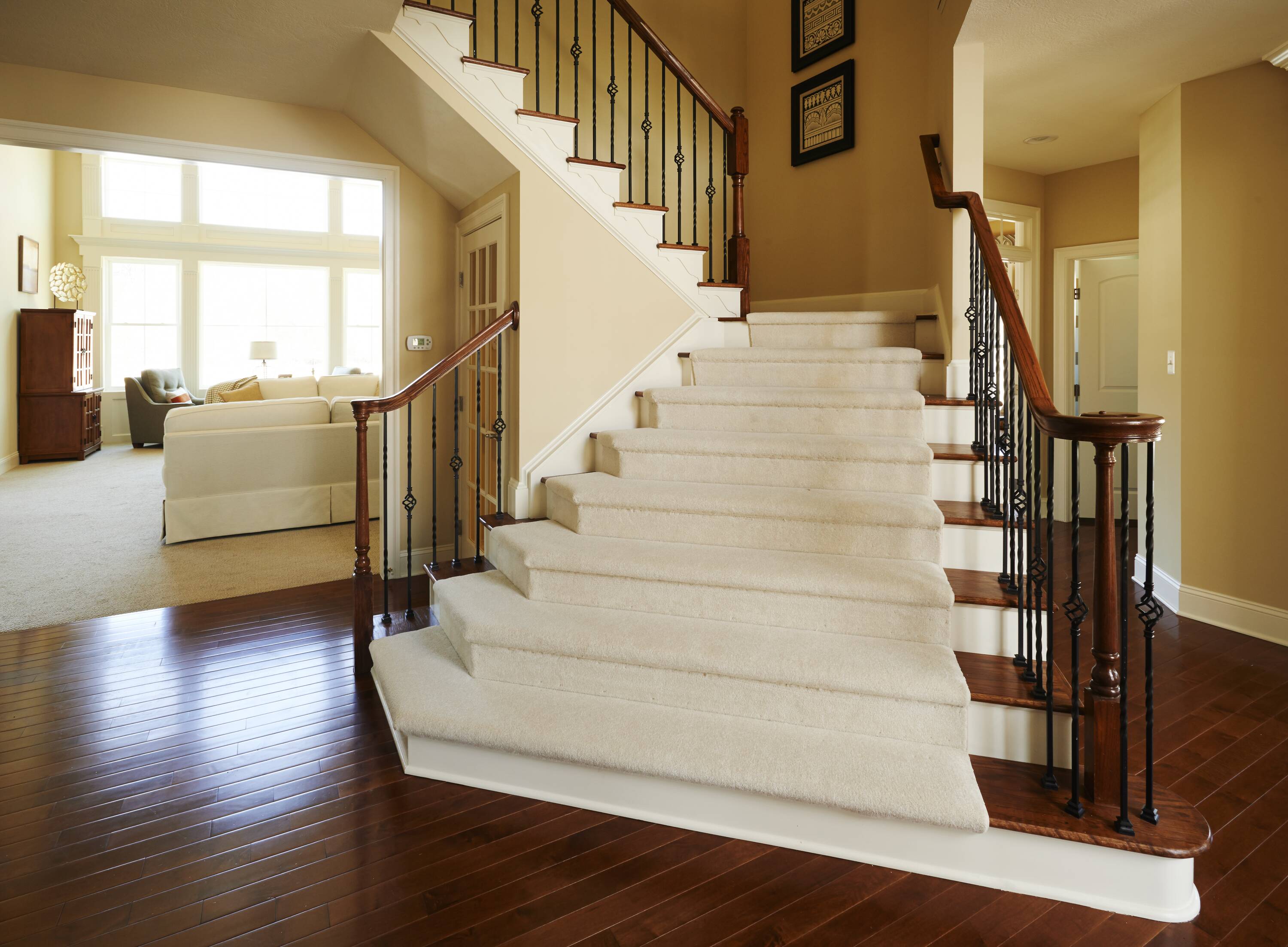 L.J. Smith Stair Systems M 482 44 ETHSM Interior-Stairpart-Balusters - View #7