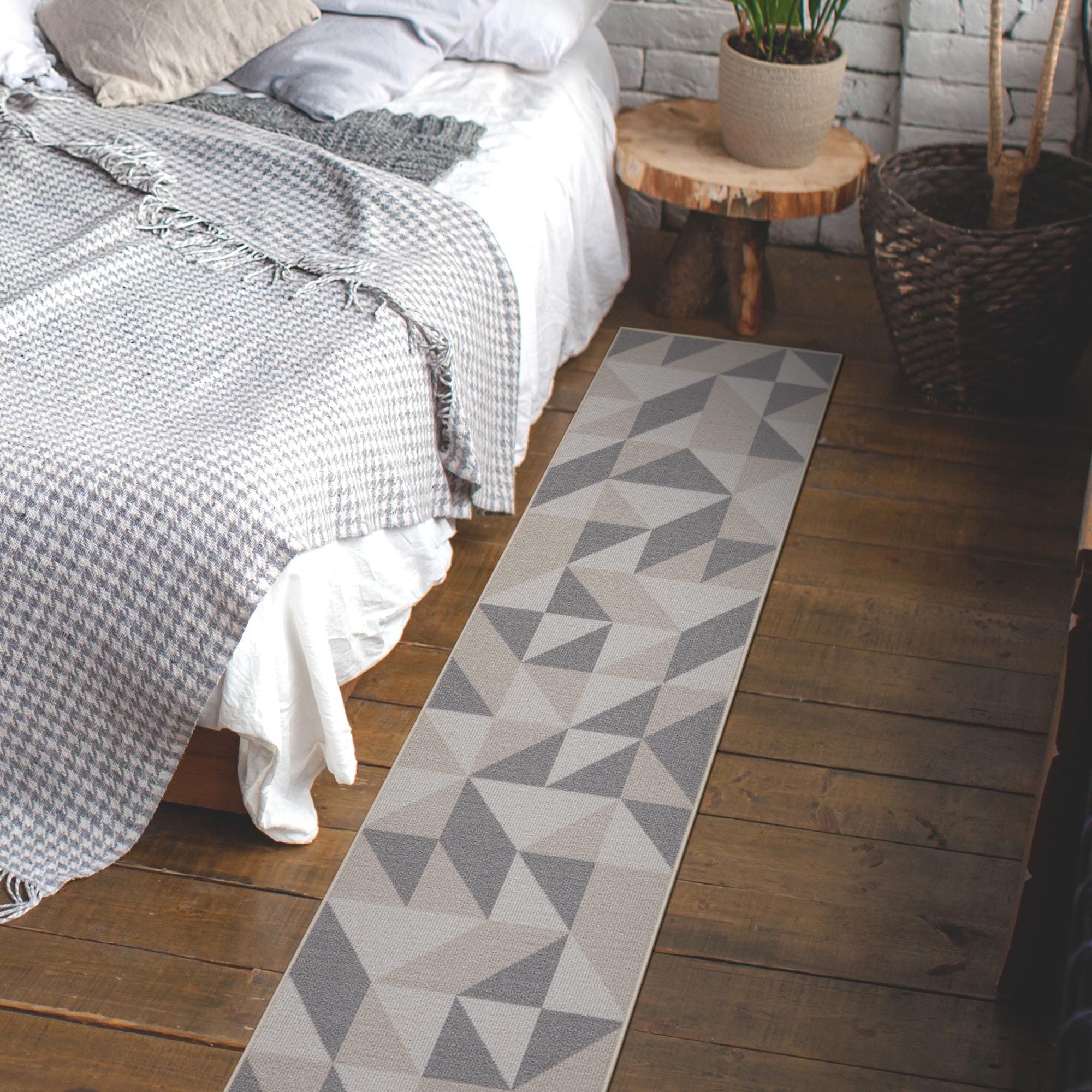 Ottomanson CLS1021-2X7 Classics 2 x 7 (ft) Loomed Nylon Beige Rectangular Indoor Geometric Runner rug