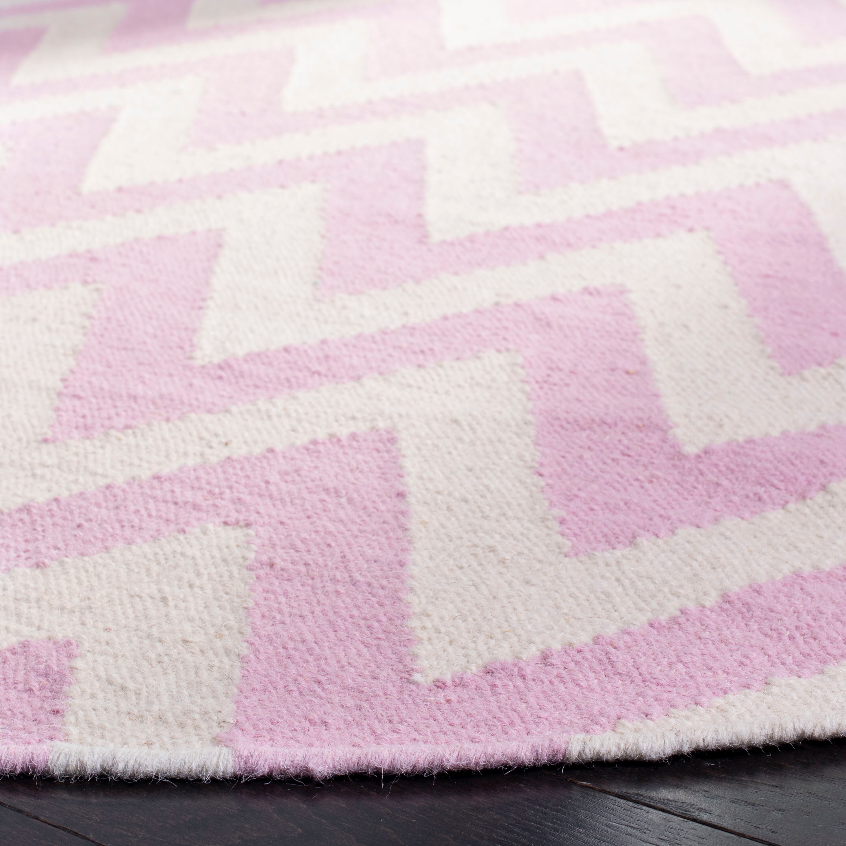 Safavieh DHU557P-6R rugs - View #3