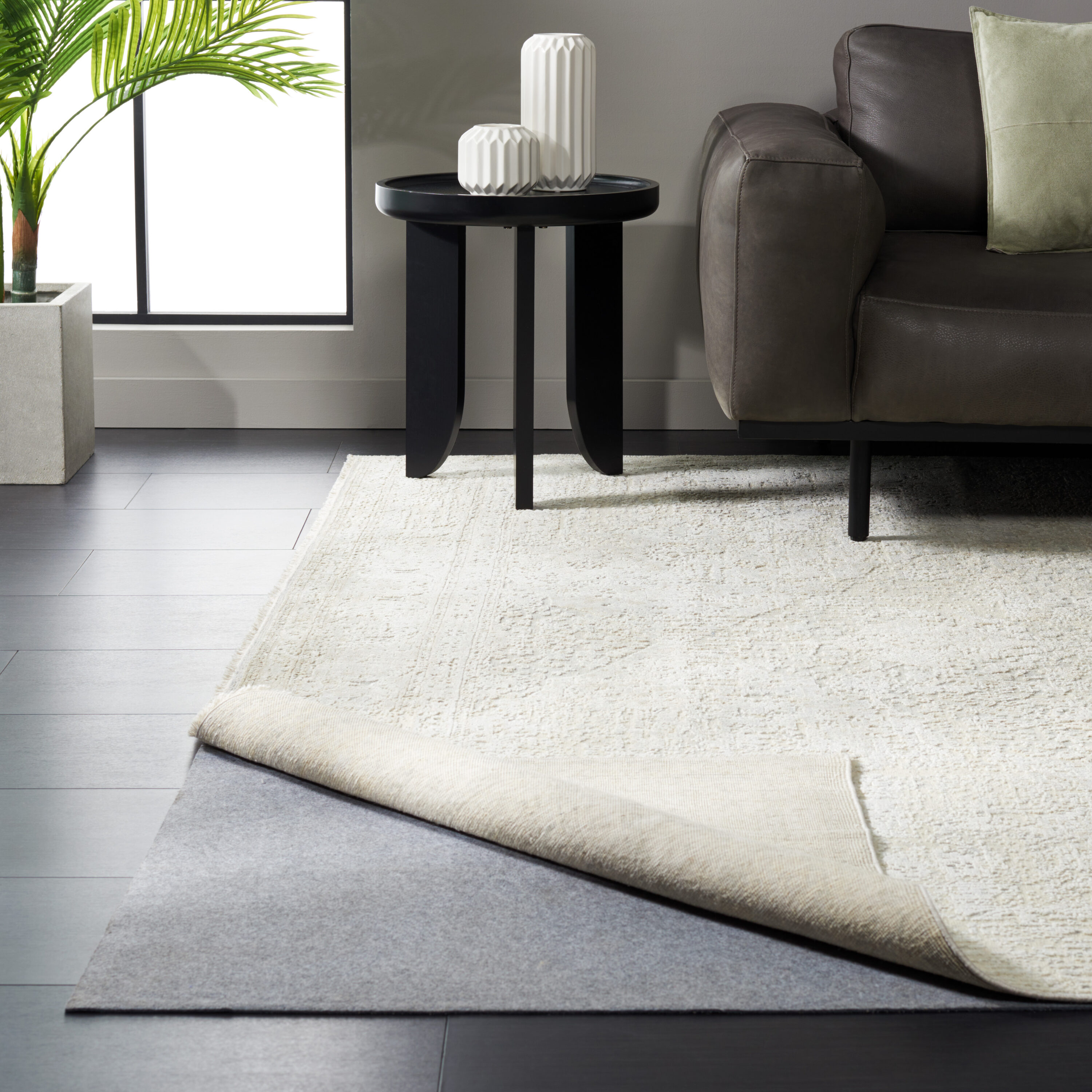 Padding 5 x 8 (ft) Loomed Polyester Gray Rectangular Indoor Solid Professionally Clean Only Area rug
