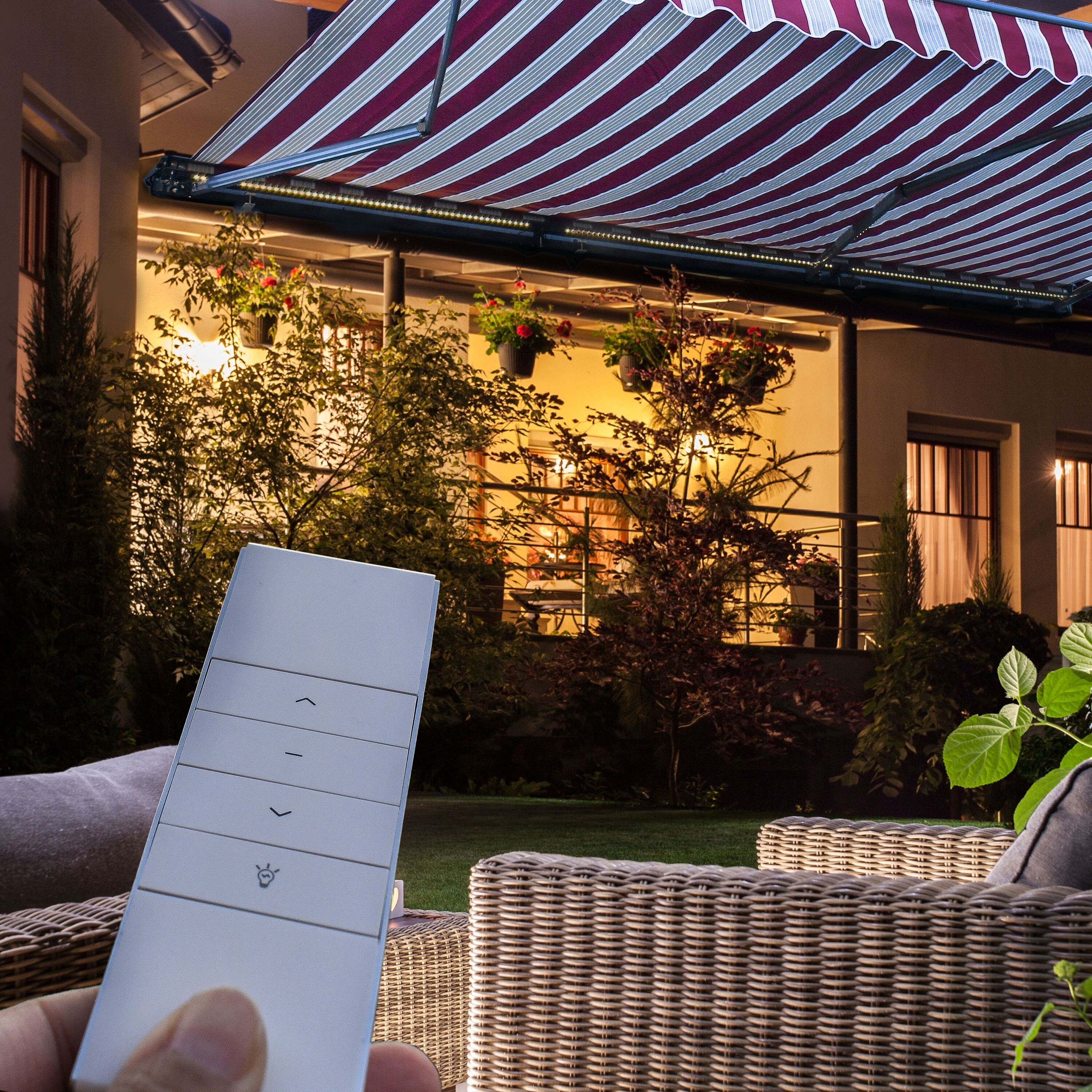 ALEKO AWCL16X10MSRD19-LO awnings - View #5