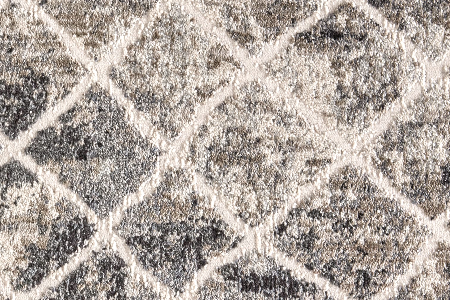 Ivory and Gray Distressed Diamond Pattern Rectangular Rug