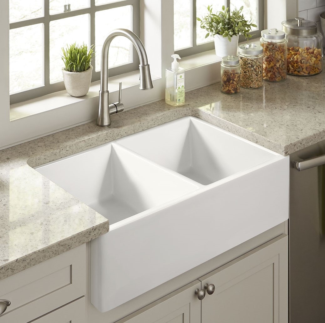 SINKOLOGY Austen Undermount Farmhouse apron front 33-in x 18-in Fireclay Double equal bowl Kitchen Sink