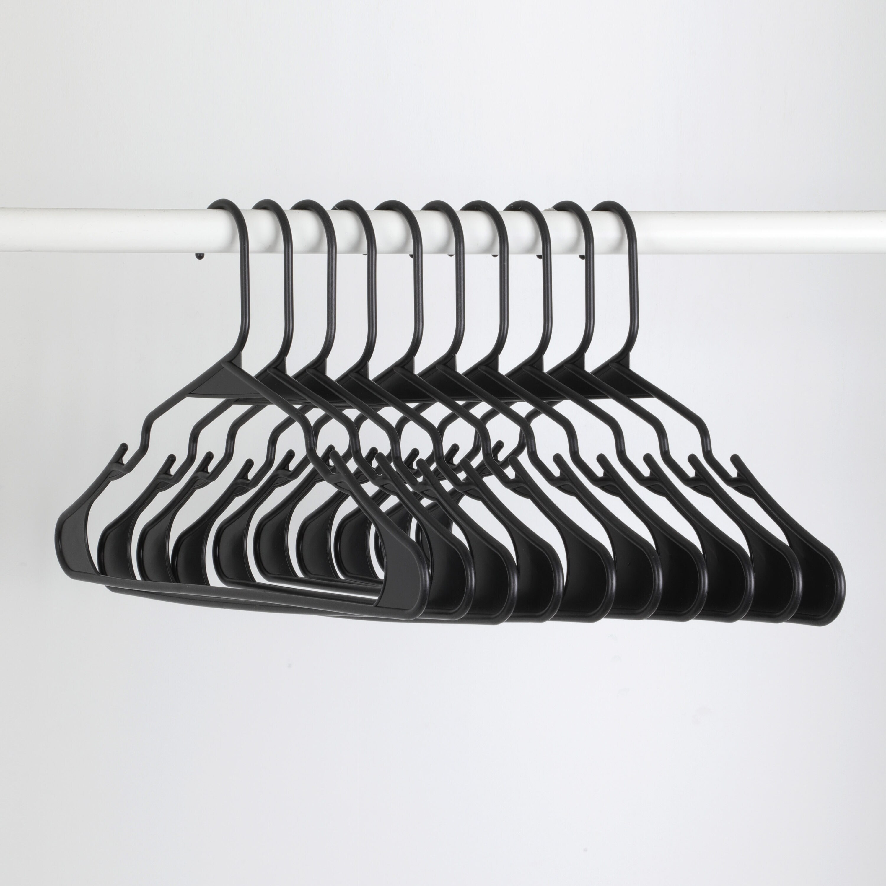 Lowe's Essentials PHP06283-BLACK hangers - View #7