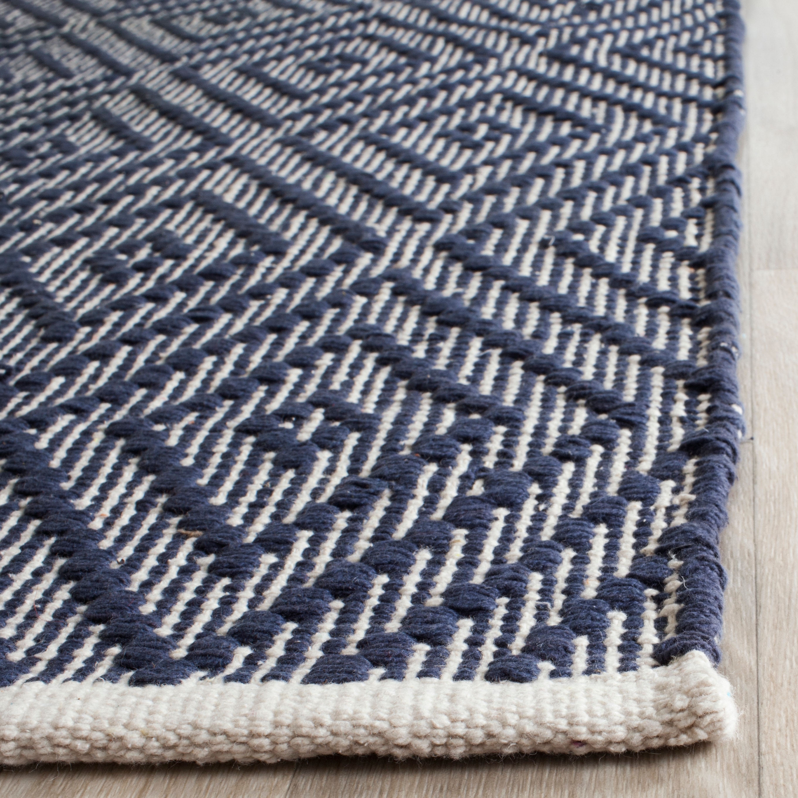 Safavieh MTK811C-27 rugs - View #3