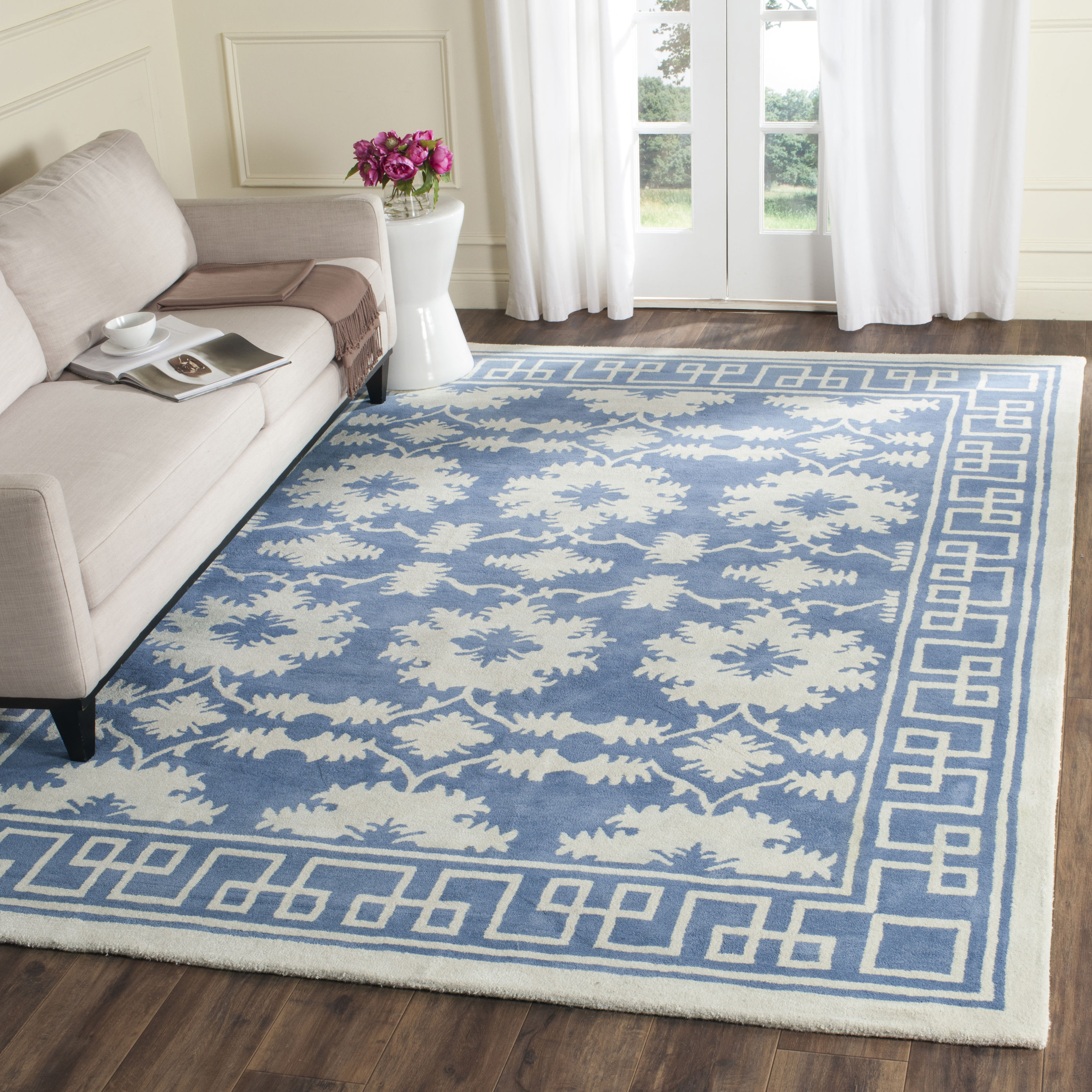Safavieh BEL132A-5SQ rugs - View #2