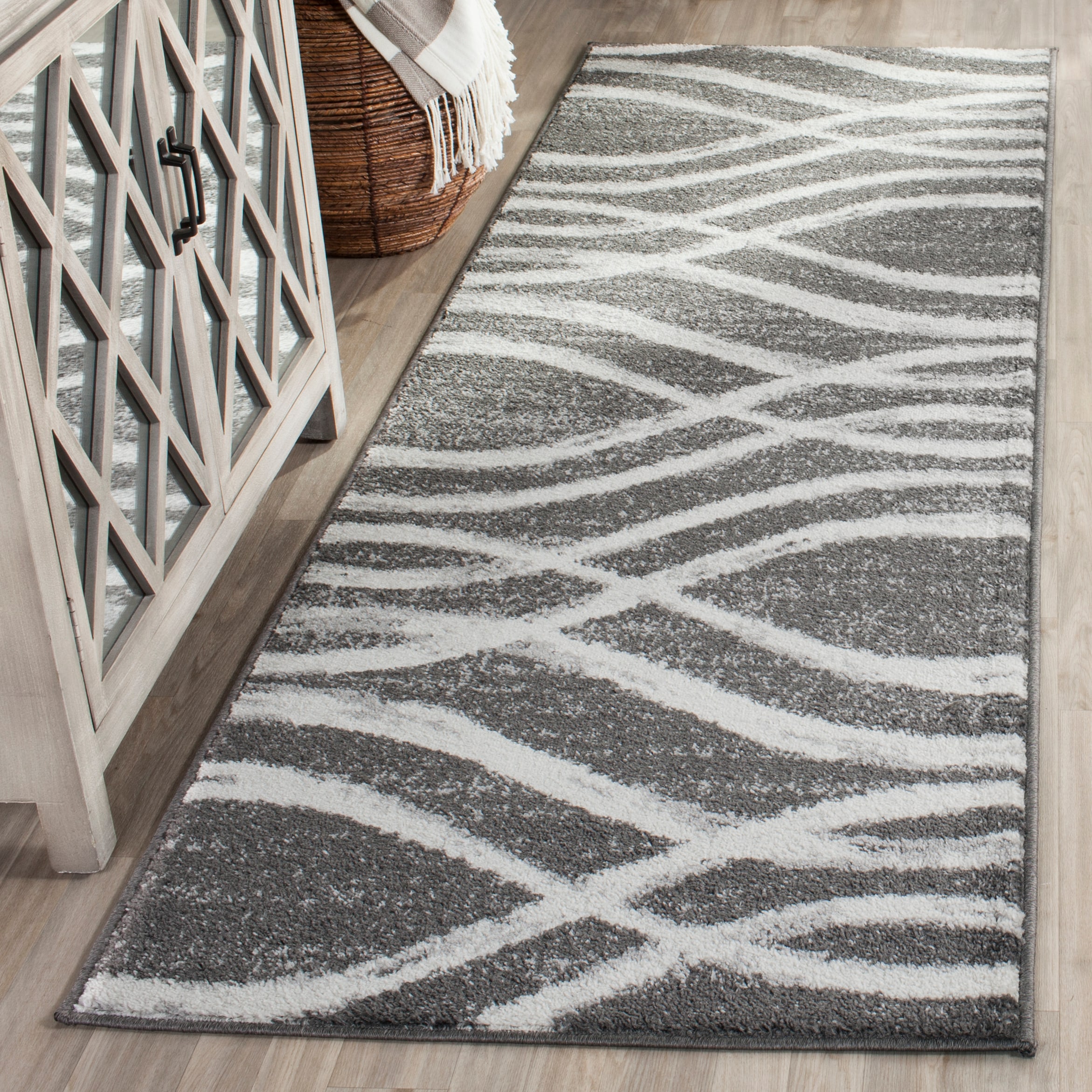 Safavieh ADR125R-28 Adirondack Rosten 3 x 8 (ft) Loomed Polypropylene Charcoal/Ivory Rectangular Indoor Abstract Lodge Runner rug